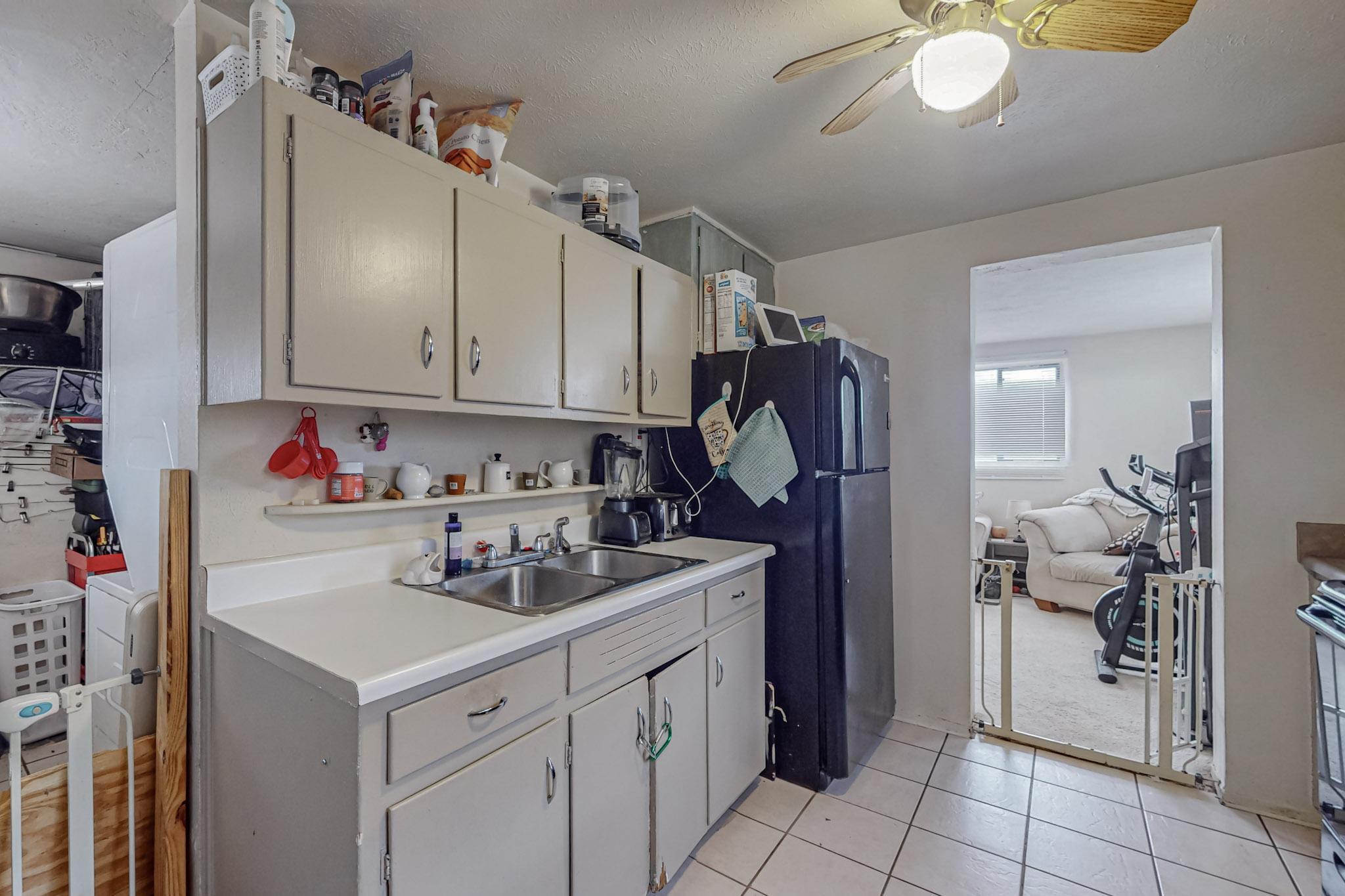 2803 Hermosa Drive NE