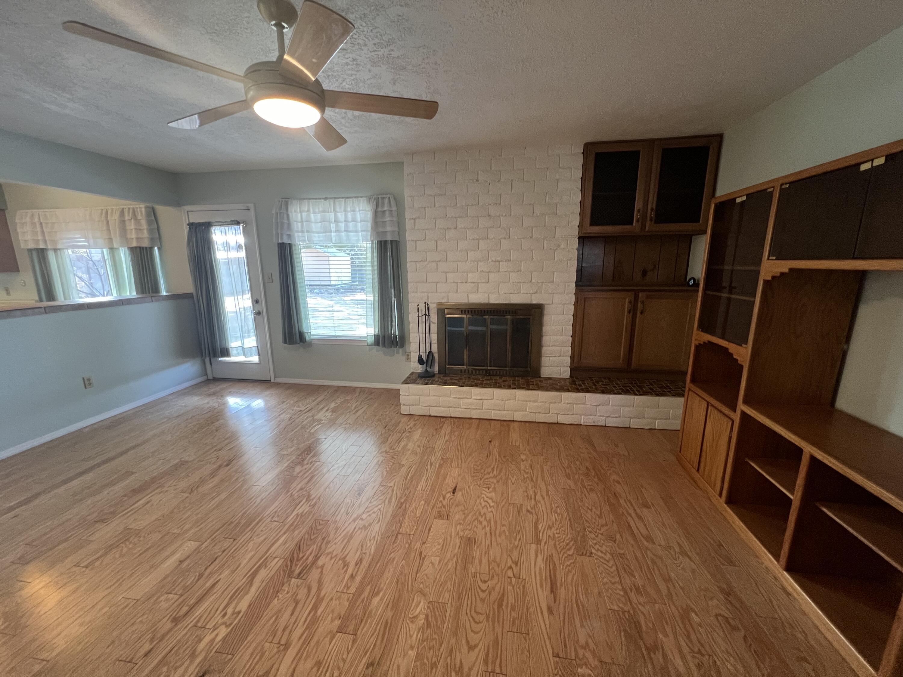 4504 Shiloh Place NE