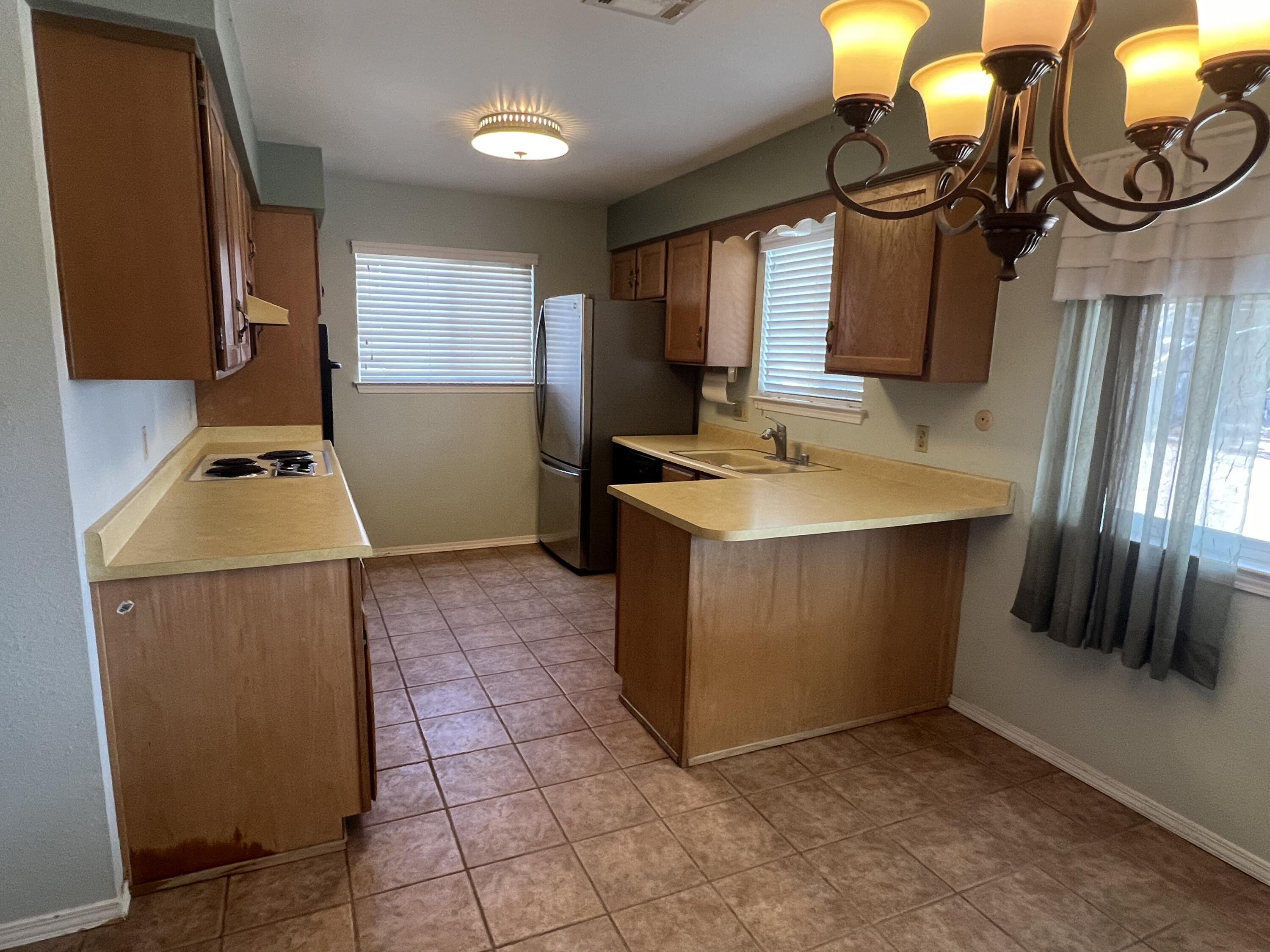 4504 Shiloh Place NE