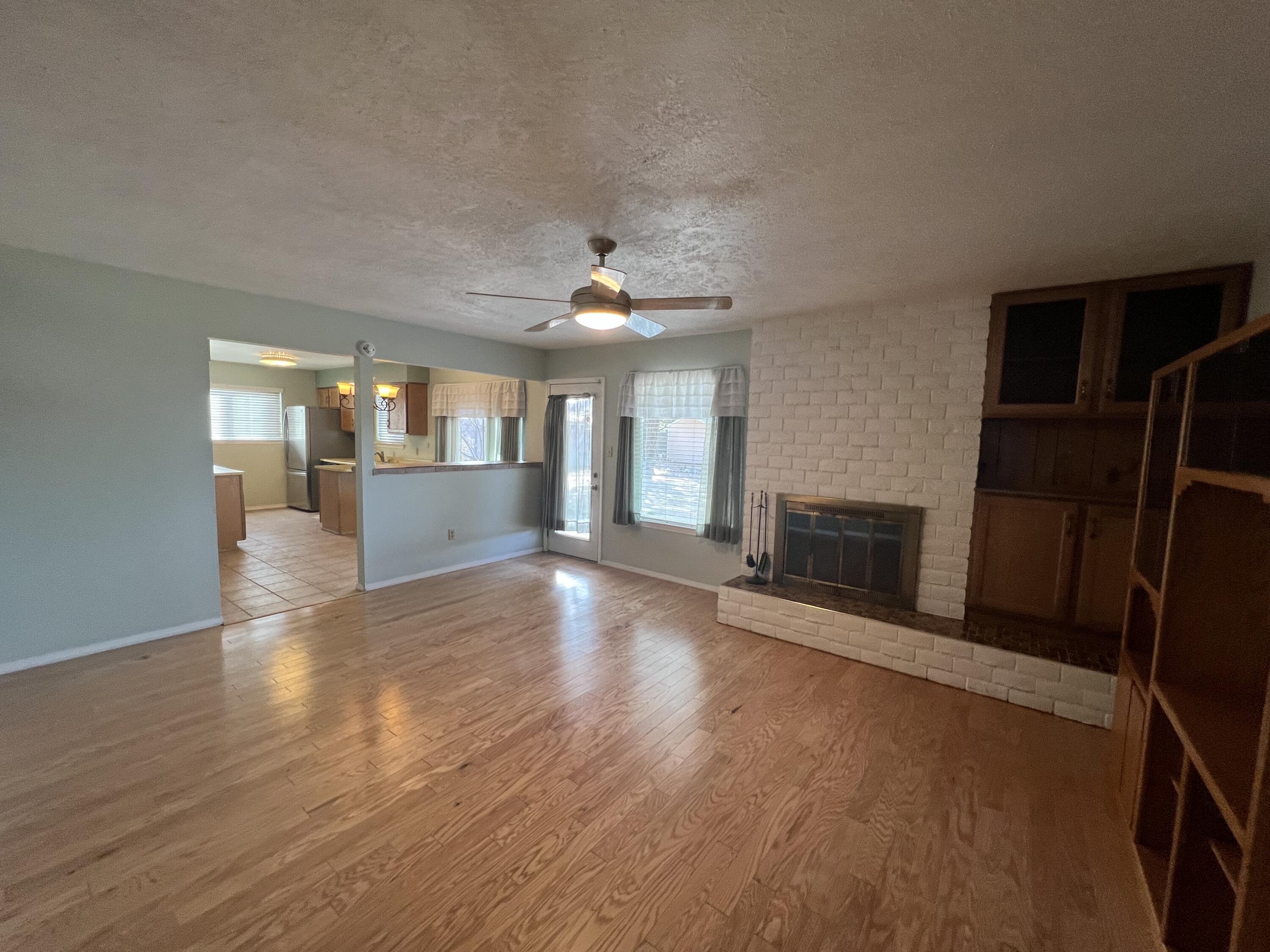 4504 Shiloh Place NE