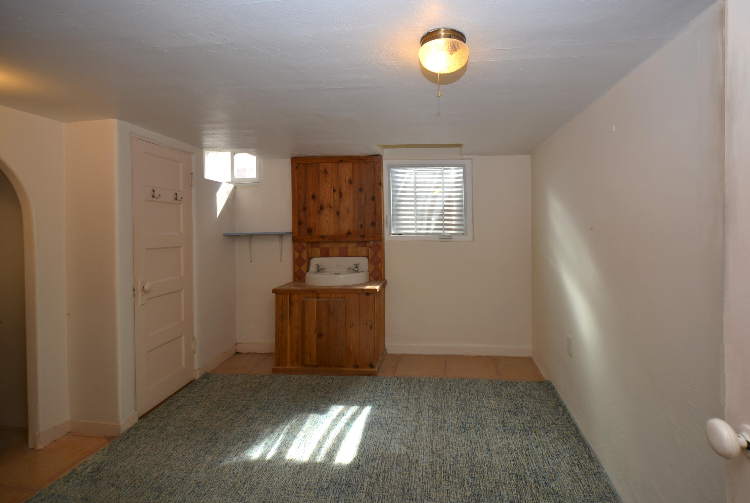 3504 Campus Boulevard NE