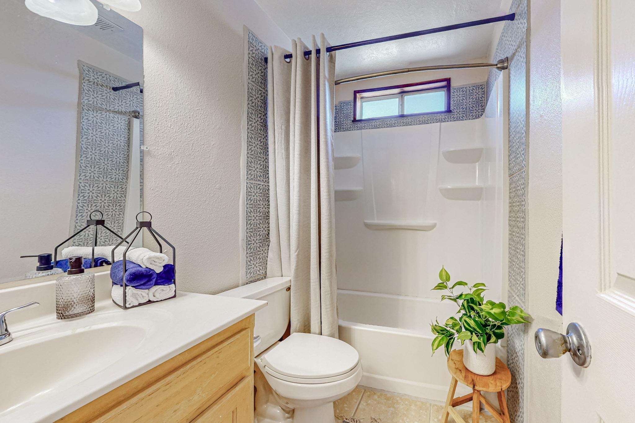 1745 Jeffrey Road NE