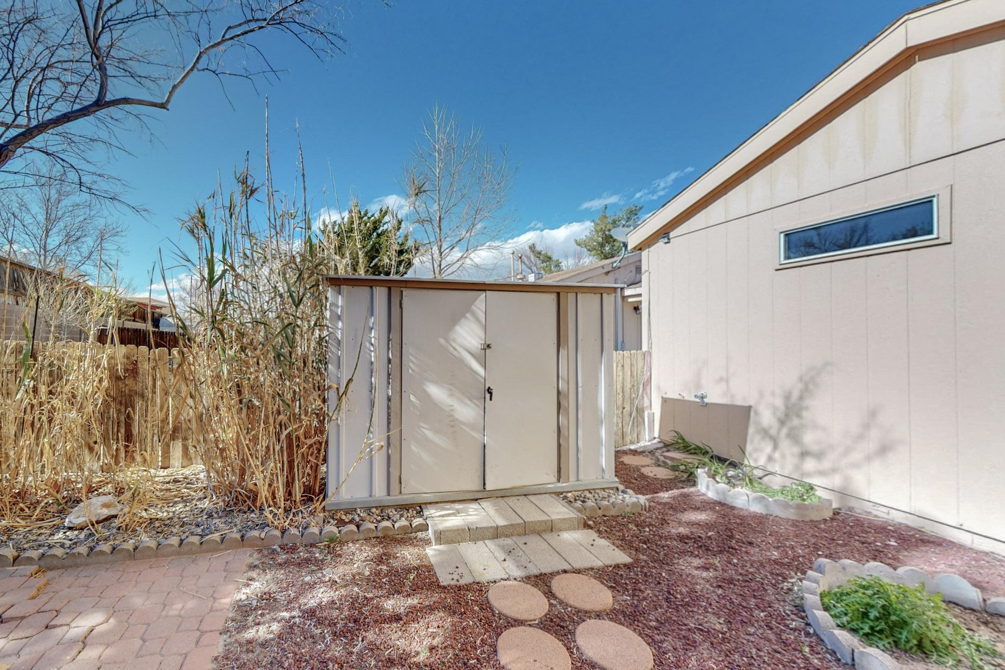 1745 Jeffrey Road NE