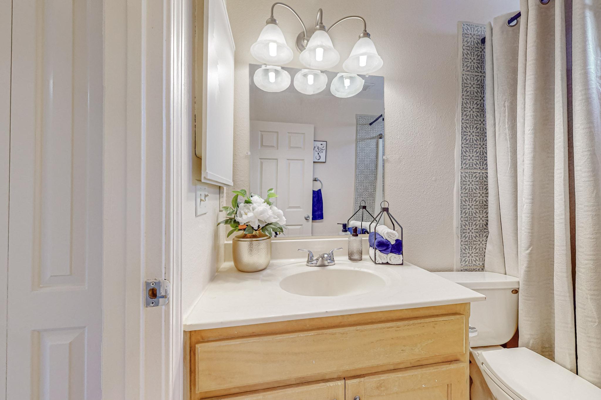 1745 Jeffrey Road NE