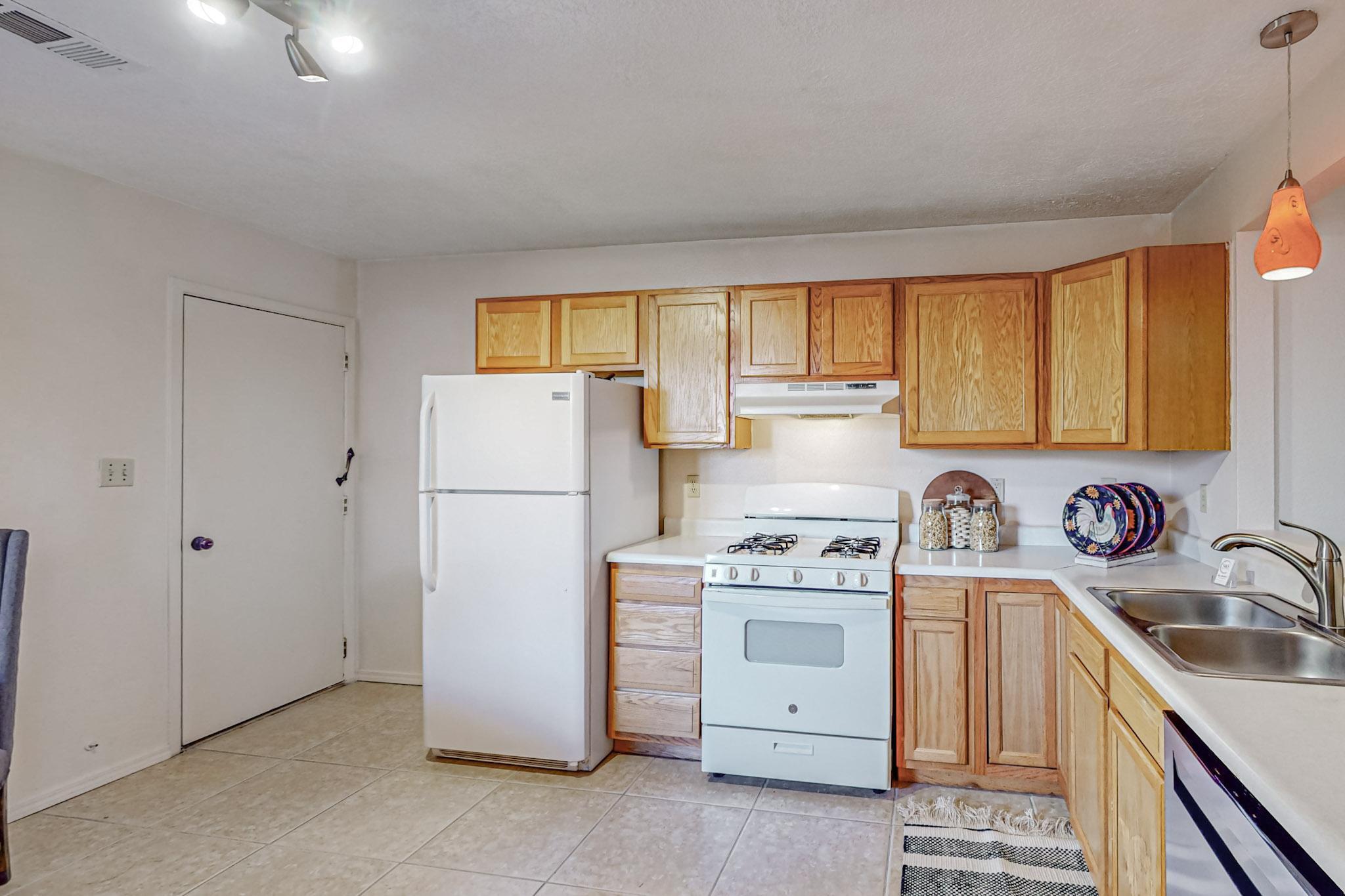 1745 Jeffrey Road NE