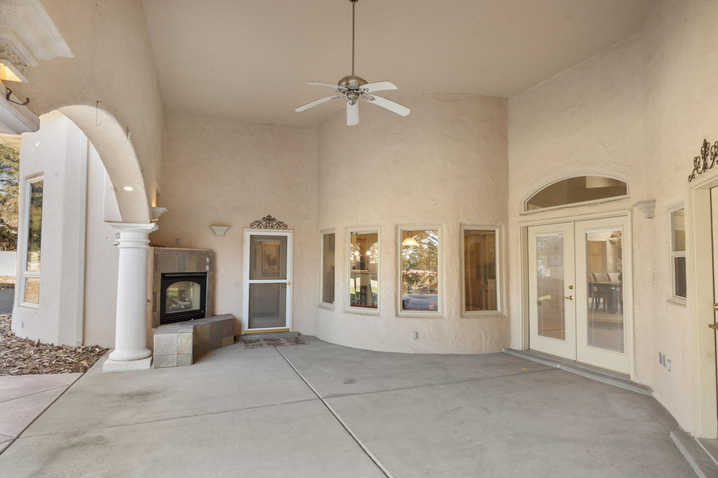 7301 Venice Avenue NE