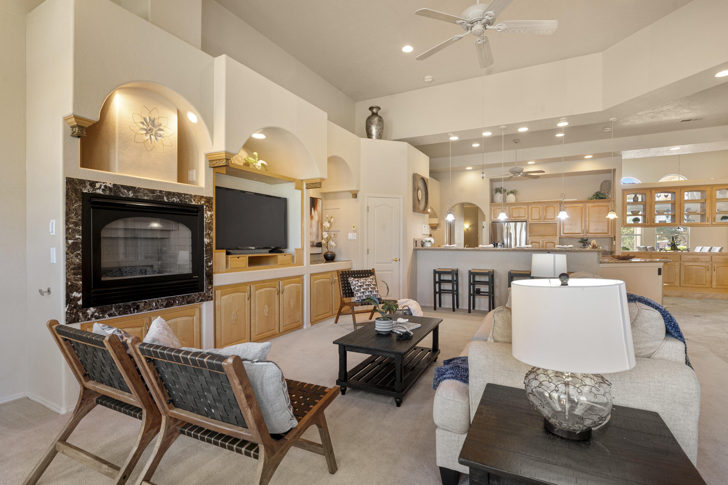 7301 Venice Avenue NE