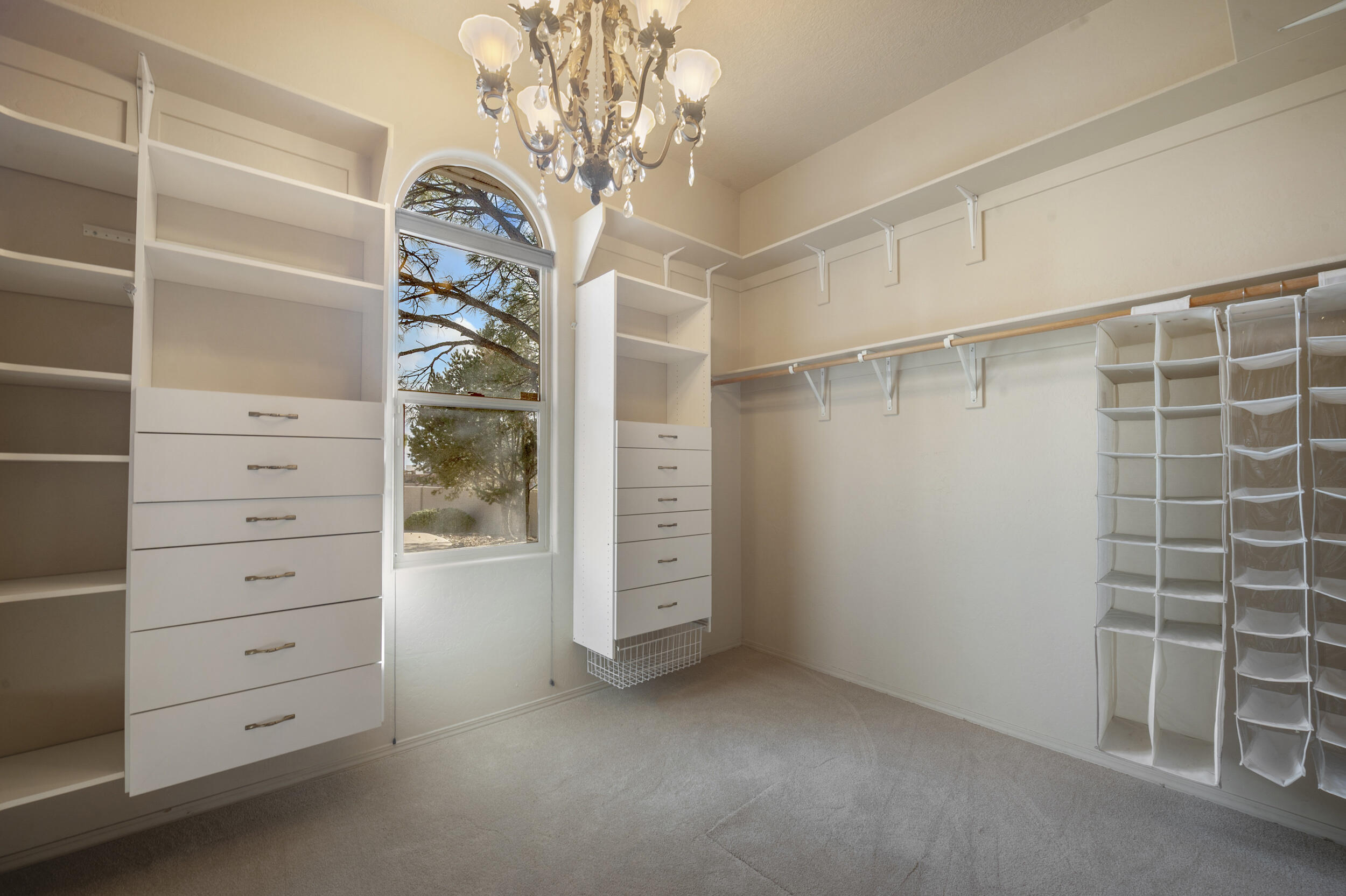 7301 Venice Avenue NE