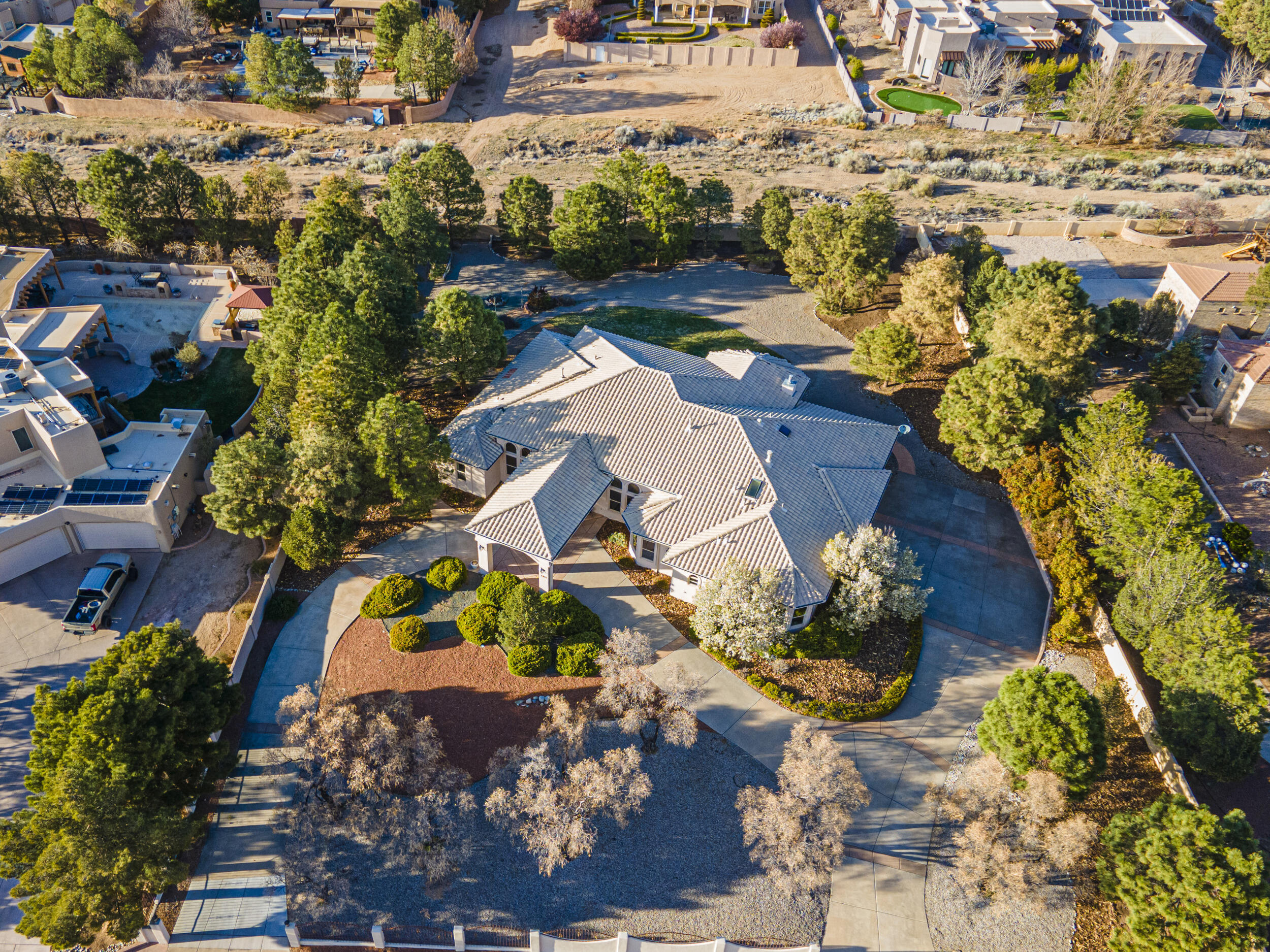 7301 Venice Avenue NE