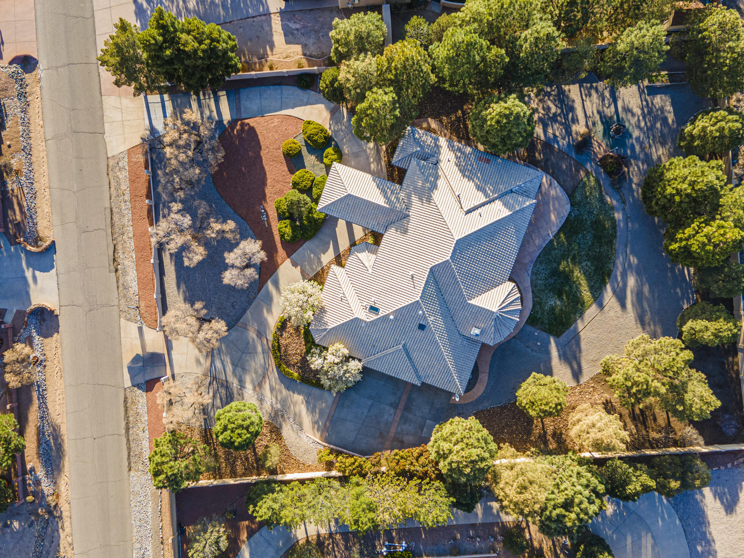 7301 Venice Avenue NE