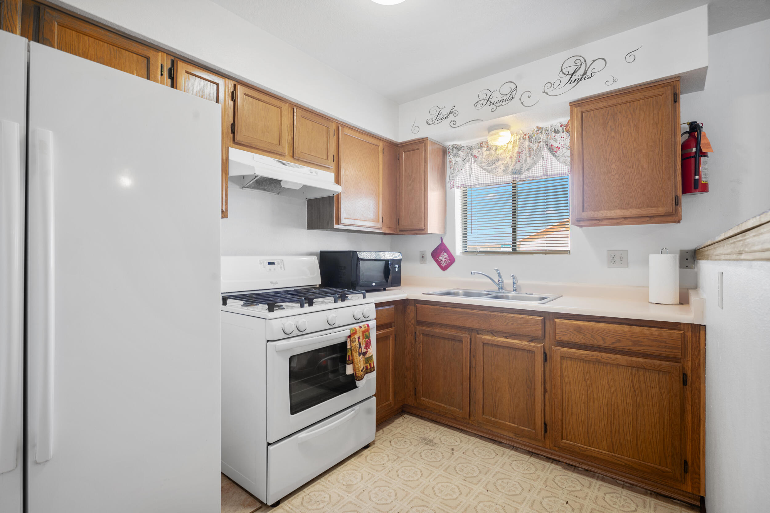 460 Calle Don Marcos