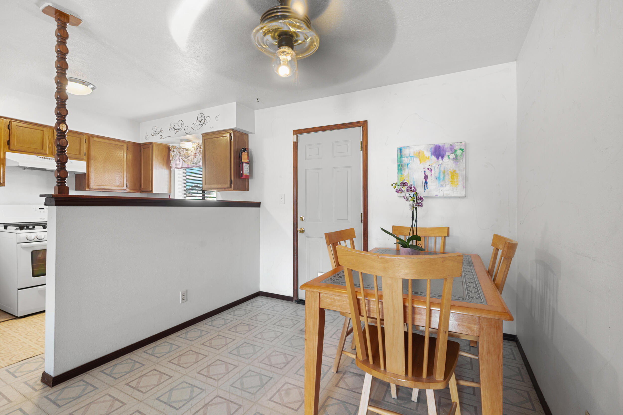 460 Calle Don Marcos