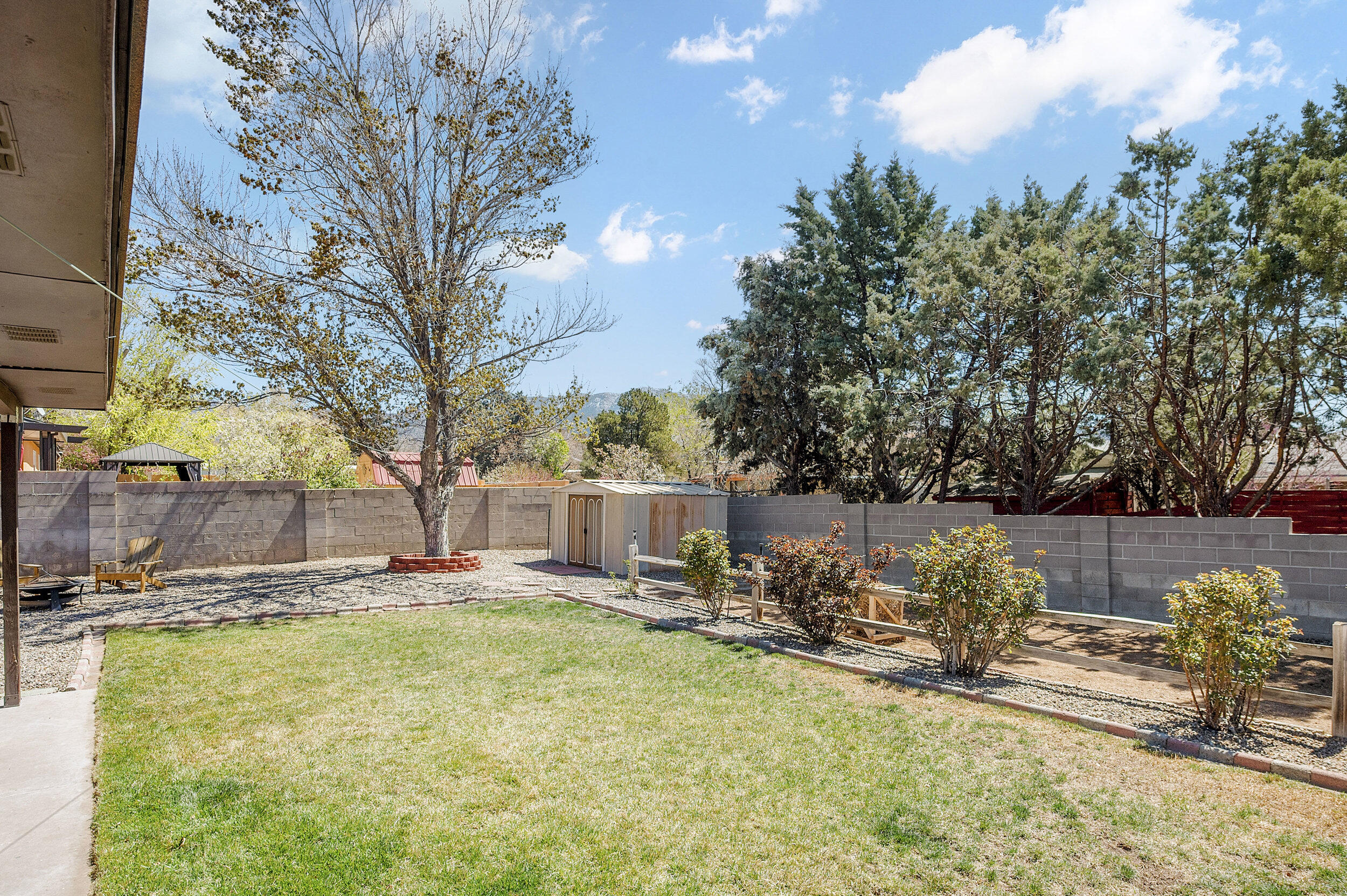 10420 Delicado Place NE