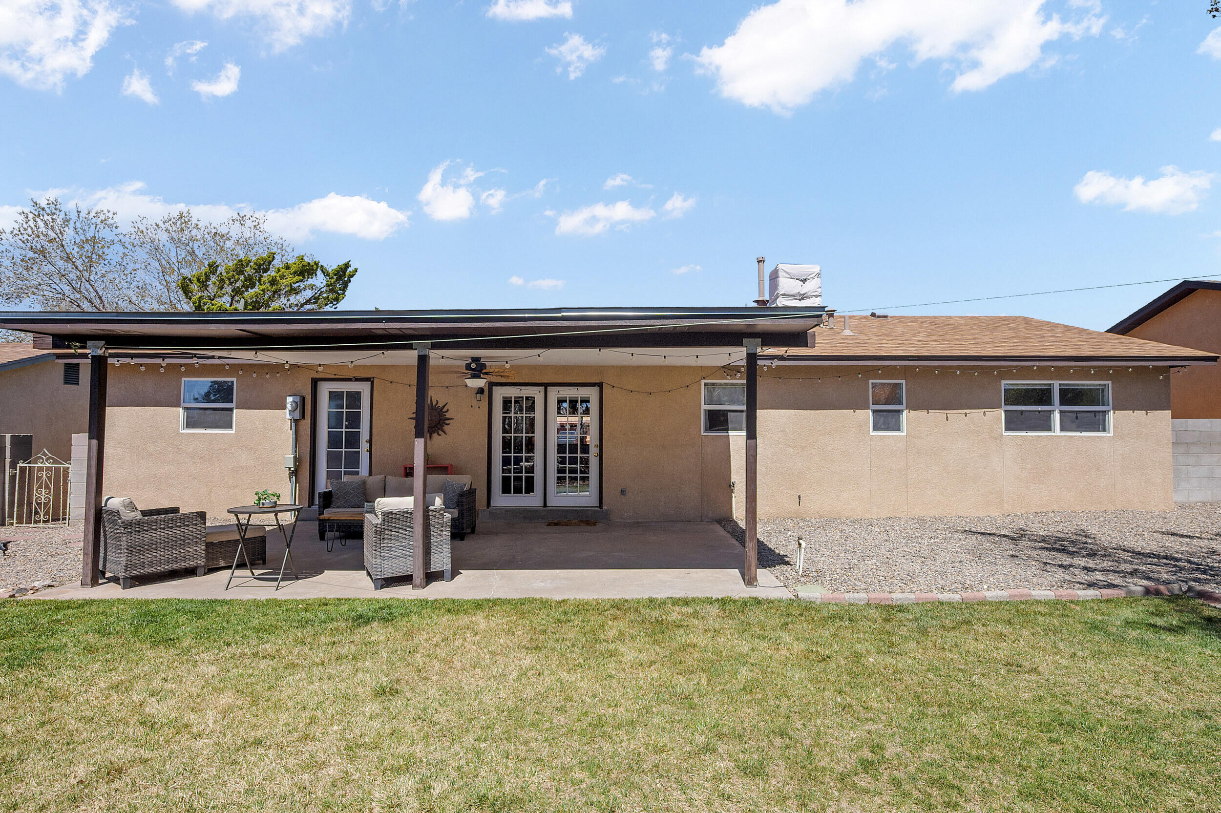 10420 Delicado Place NE