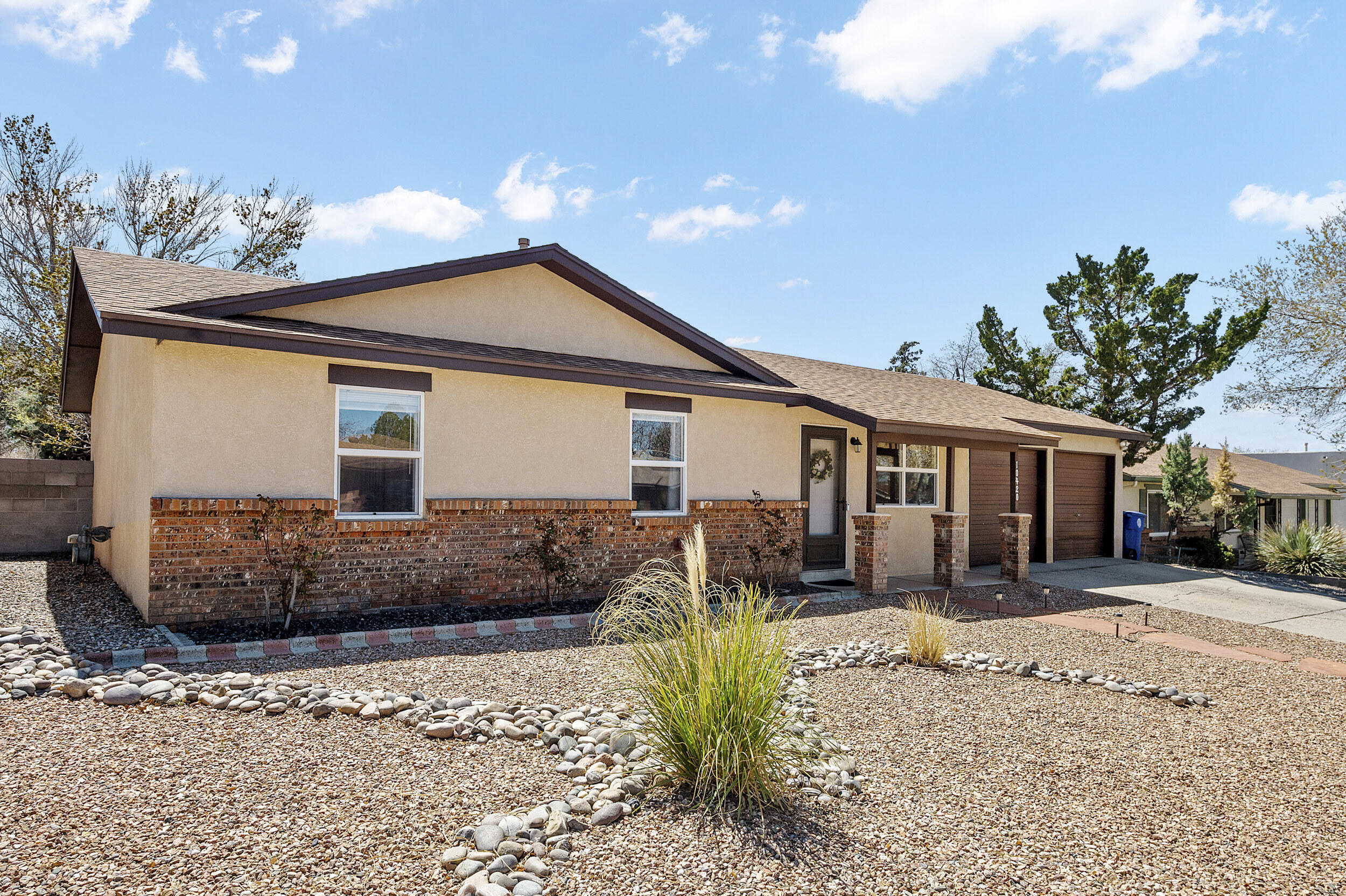 10420 Delicado Place NE