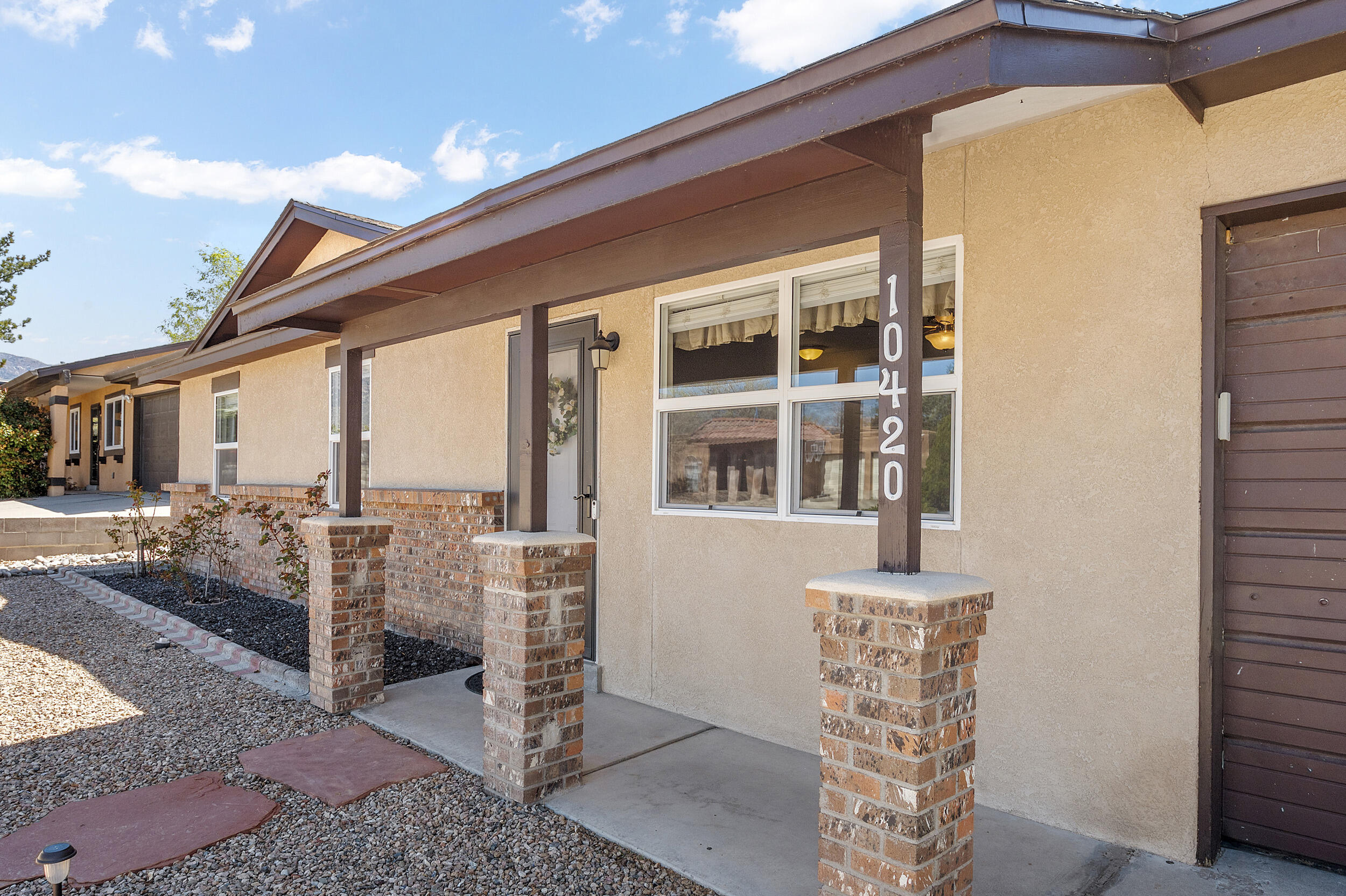 10420 Delicado Place NE