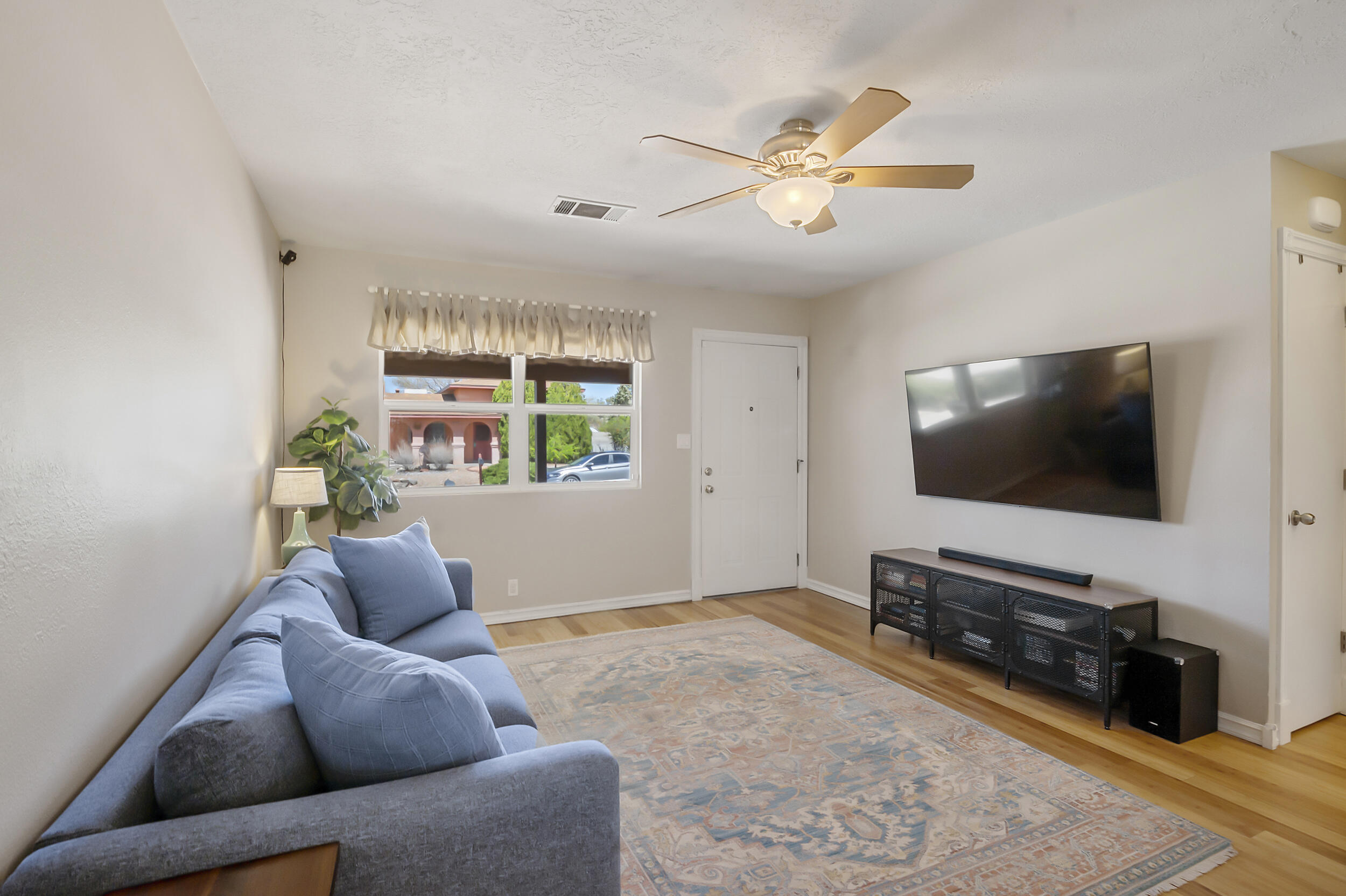 10420 Delicado Place NE