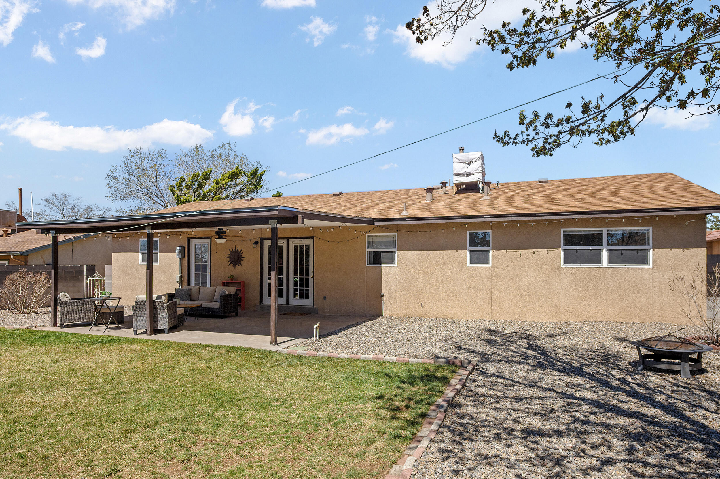 10420 Delicado Place NE