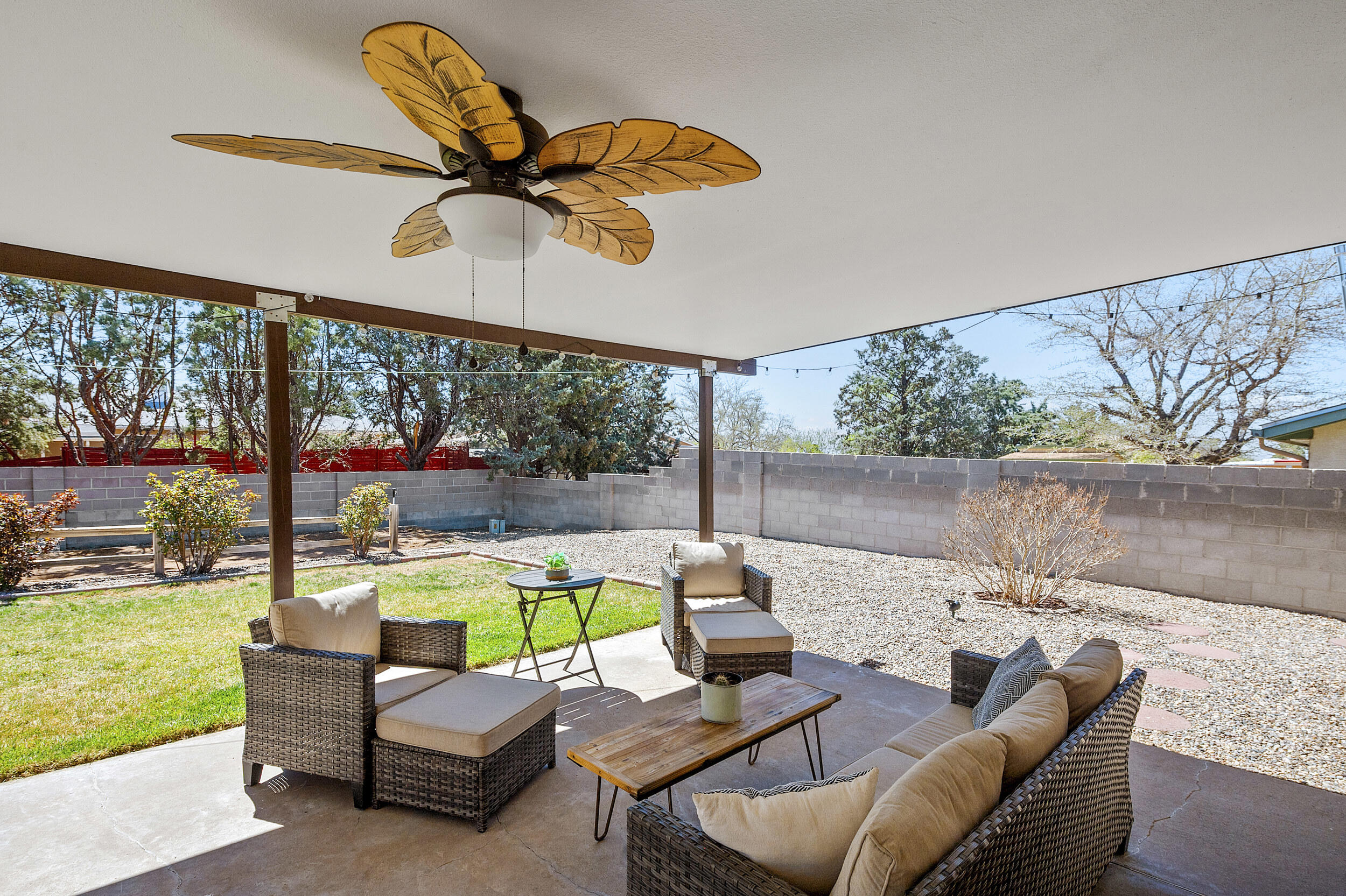 10420 Delicado Place NE