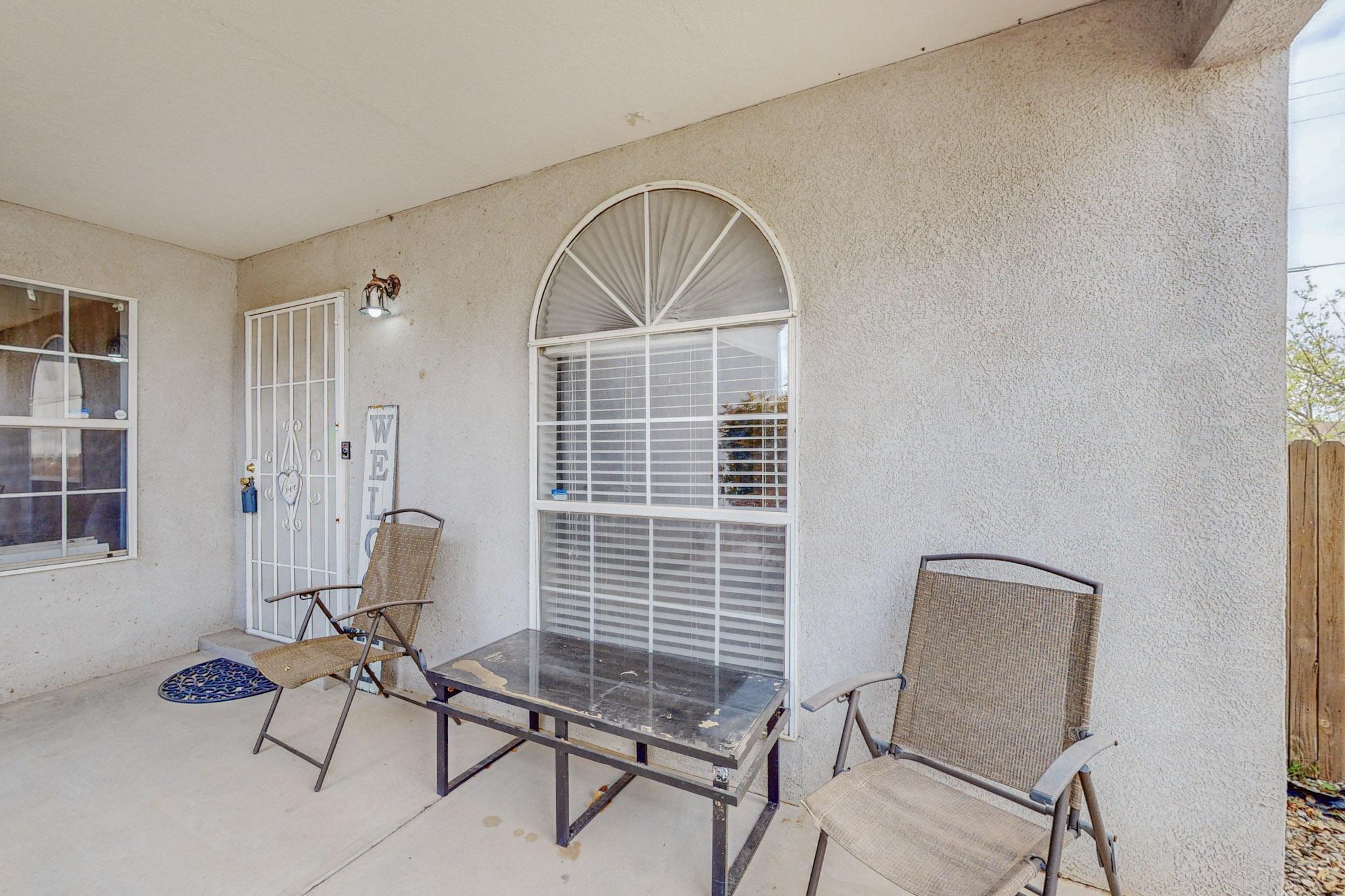 1281 Camino Del Rey SW