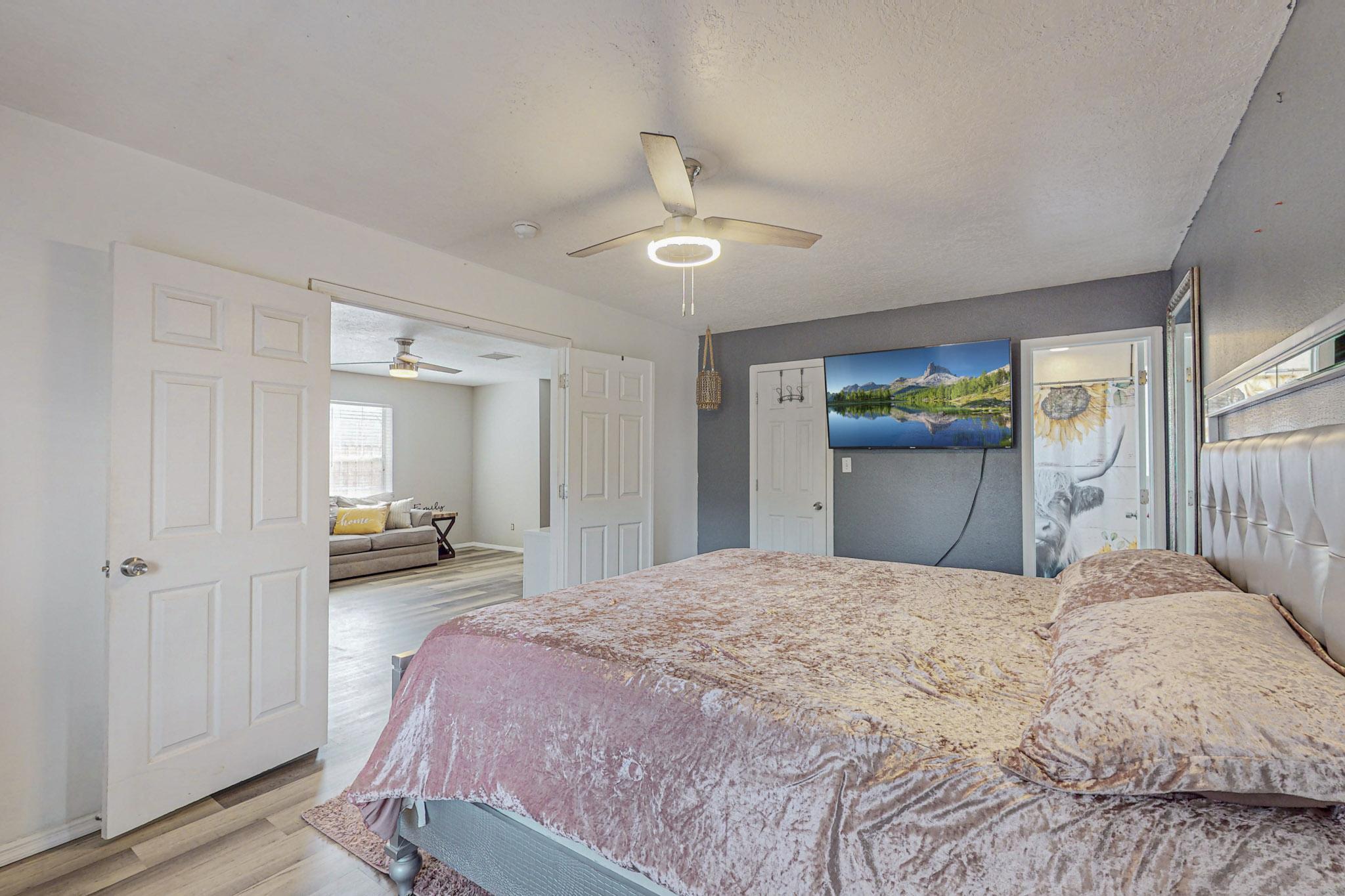 1281 Camino Del Rey SW