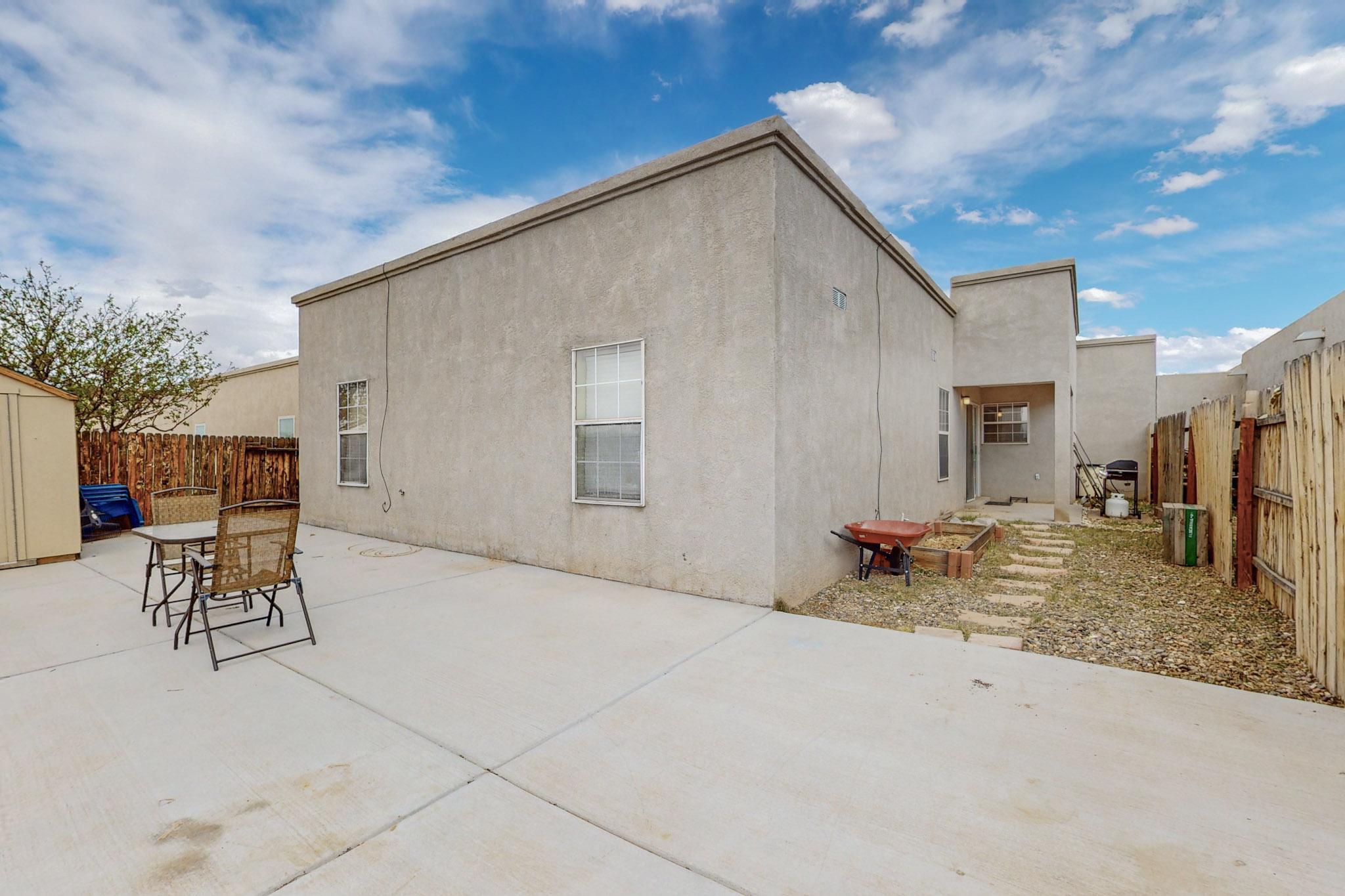1281 Camino Del Rey SW