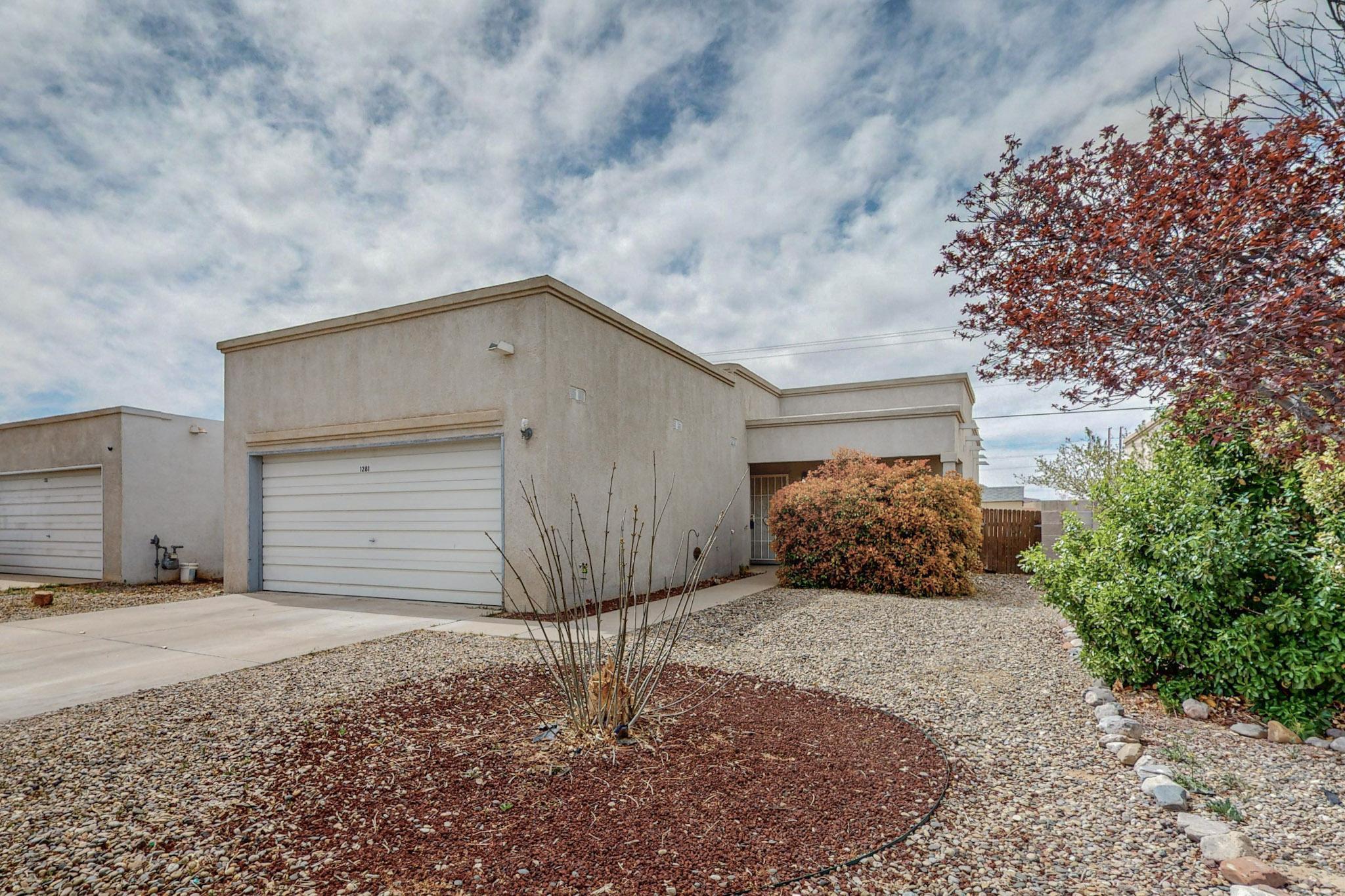 1281 Camino Del Rey SW