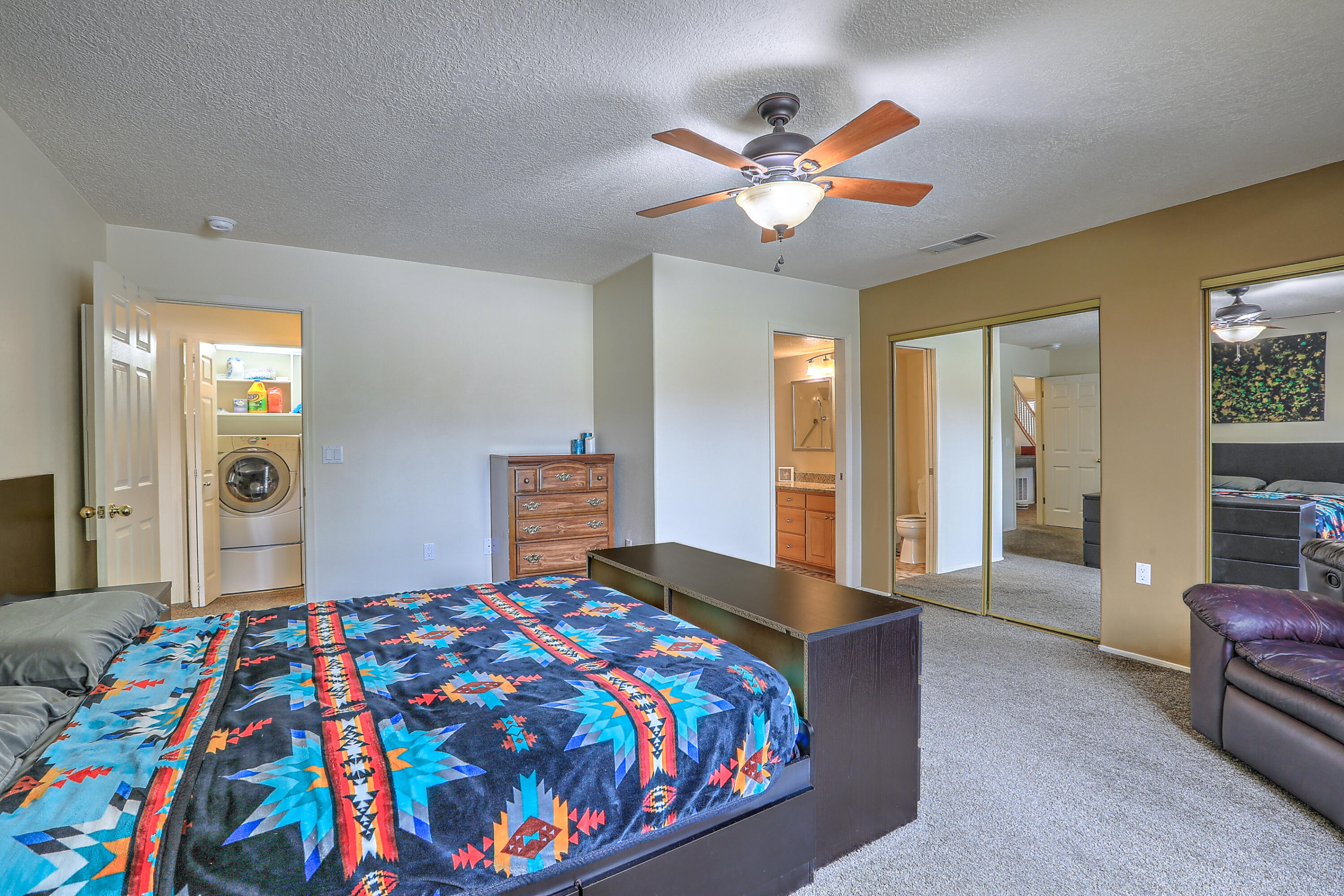 10060 Del Chaparral Court NE