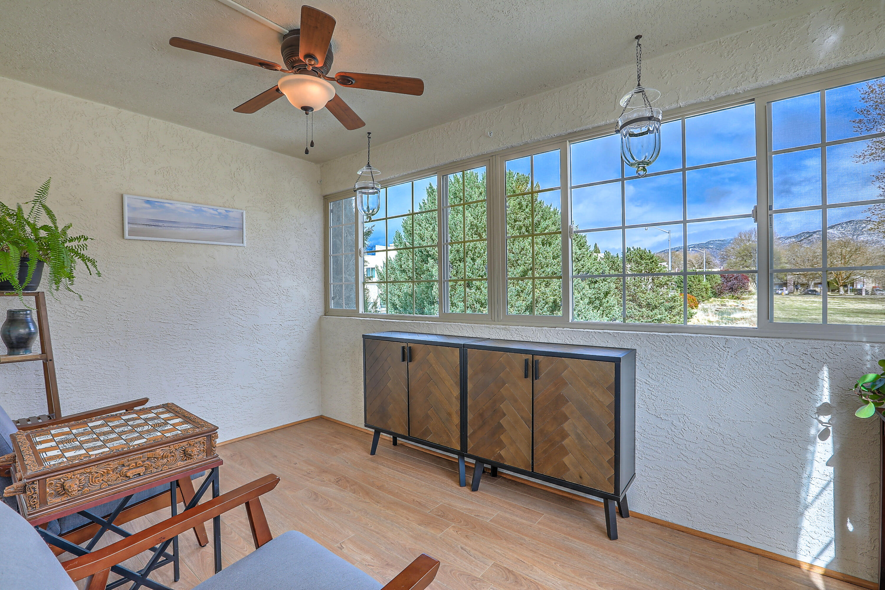 10060 Del Chaparral Court NE