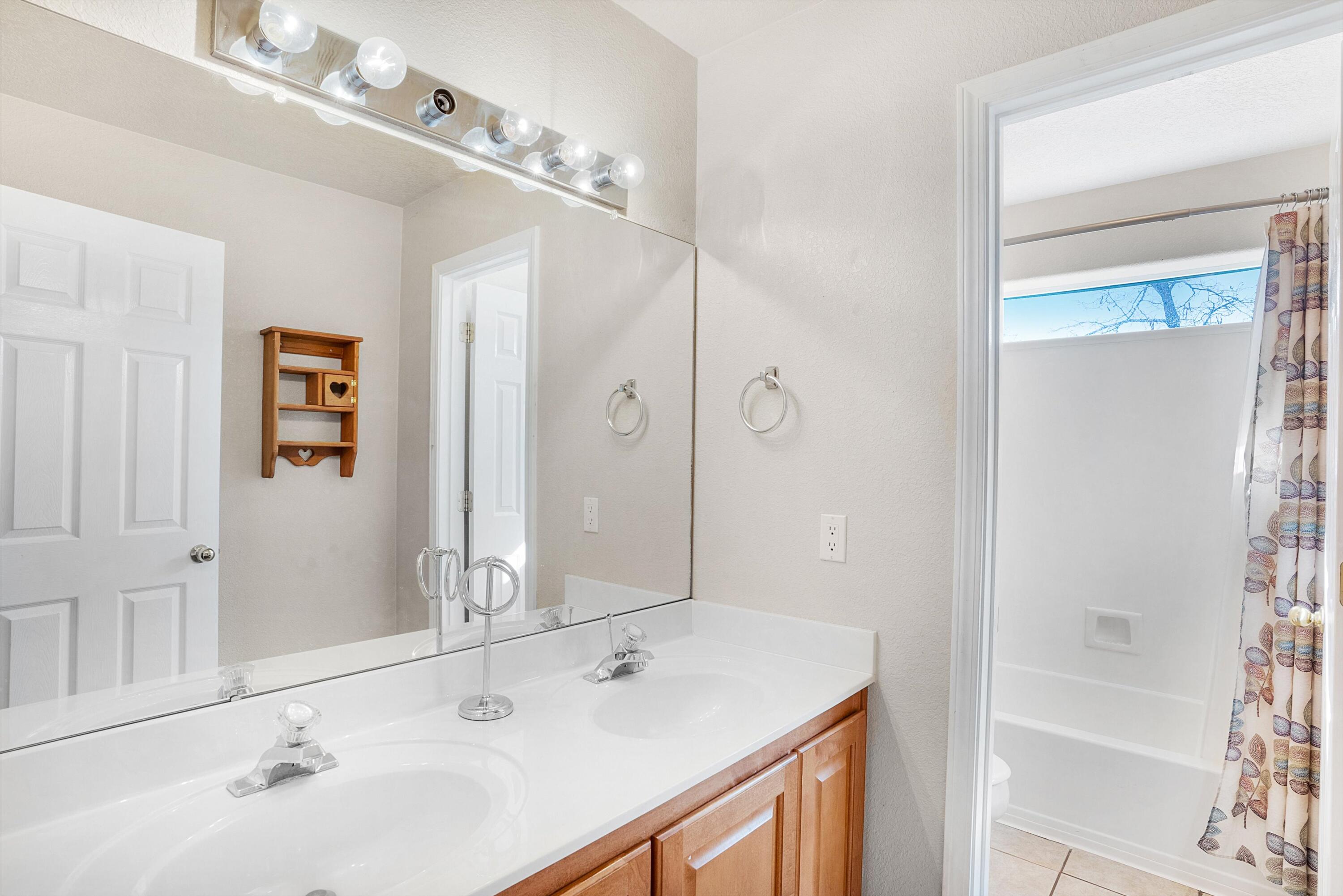 3473 Calle Suenos SE