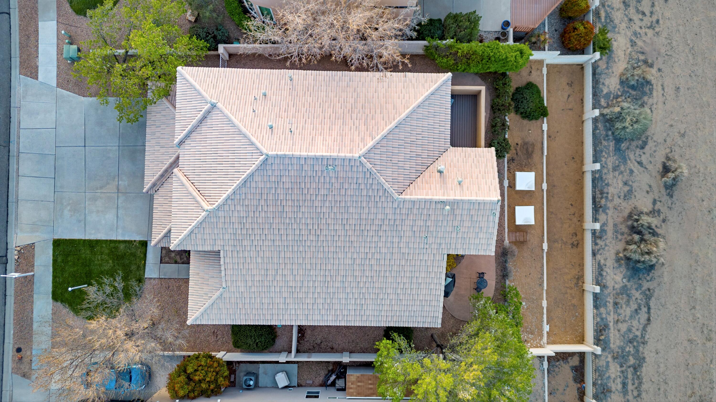 3473 Calle Suenos SE