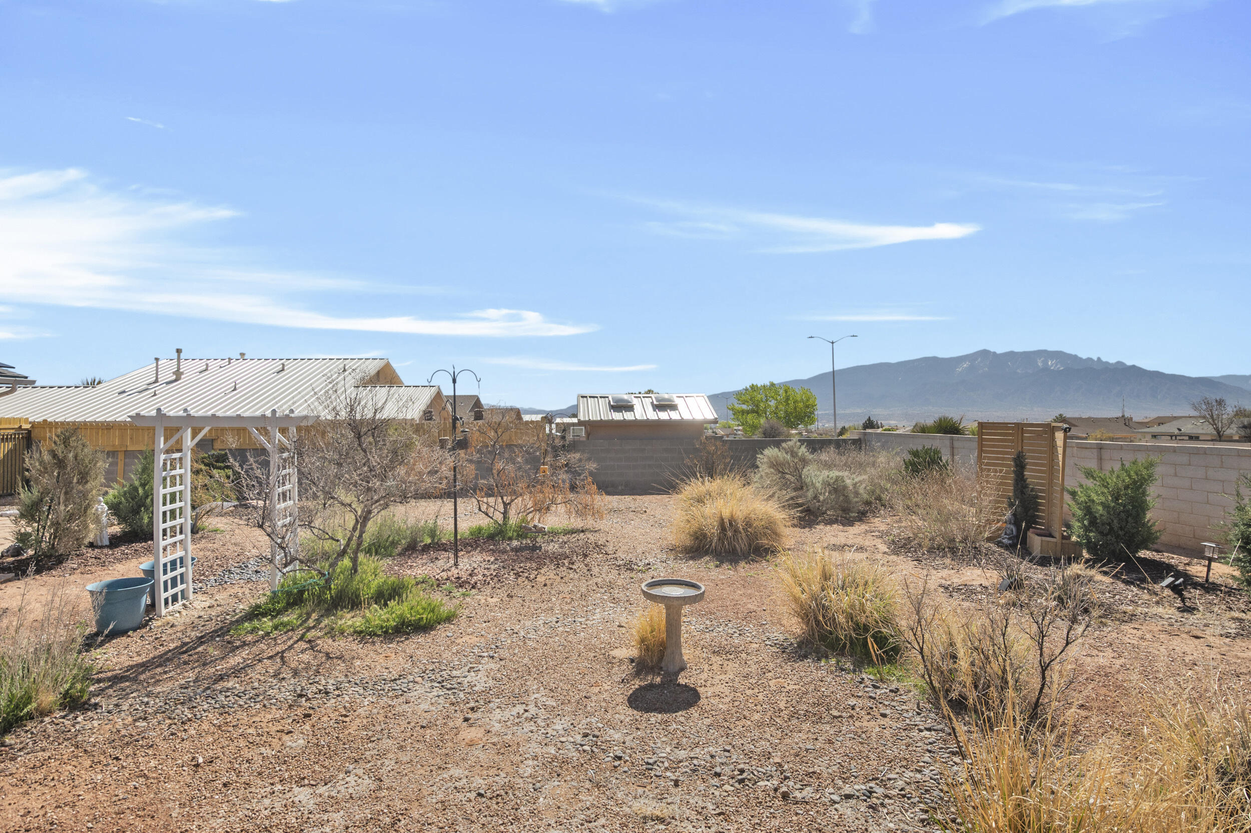 6960 Glen Hills Drive NE