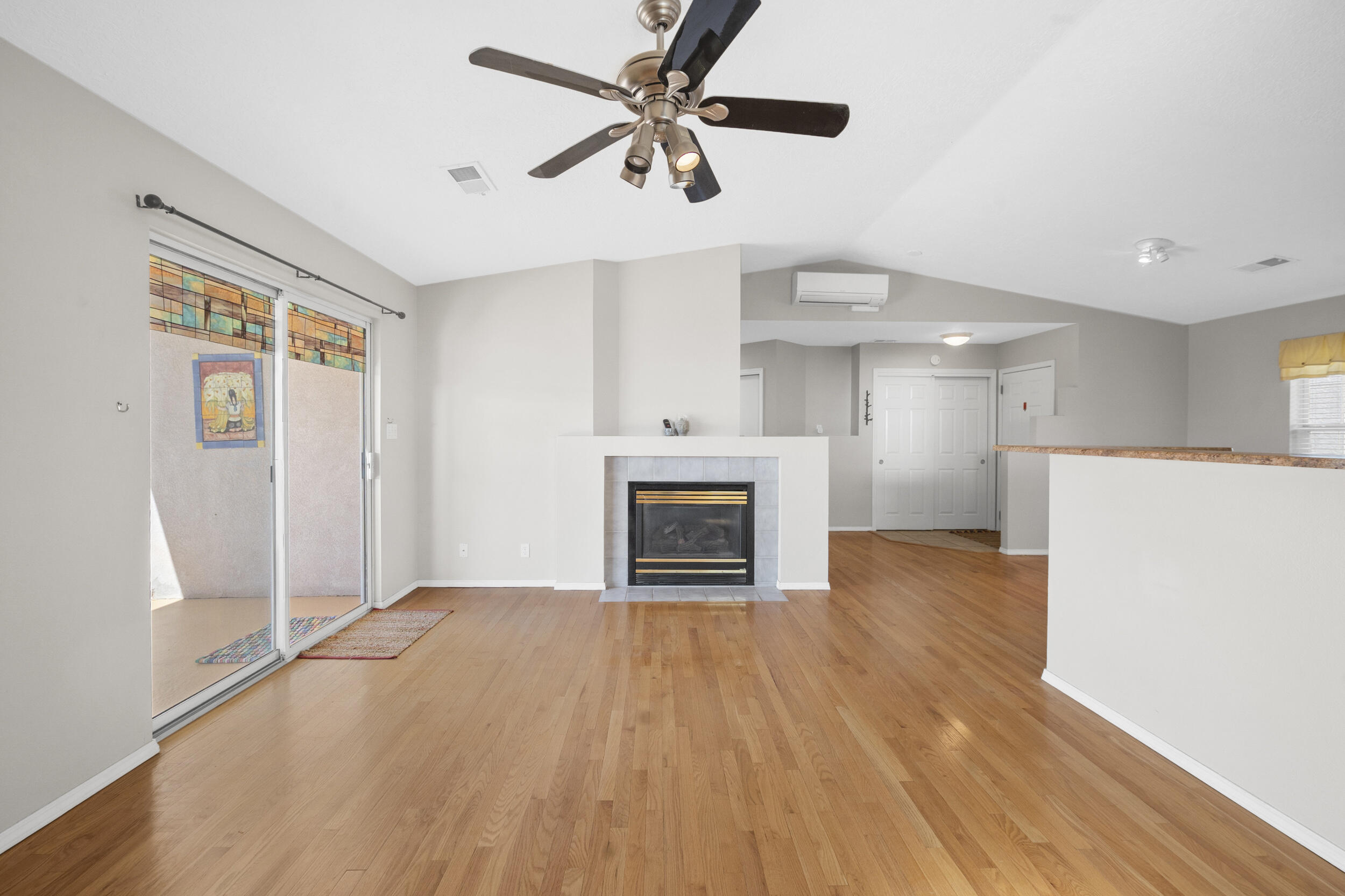 6960 Glen Hills Drive NE