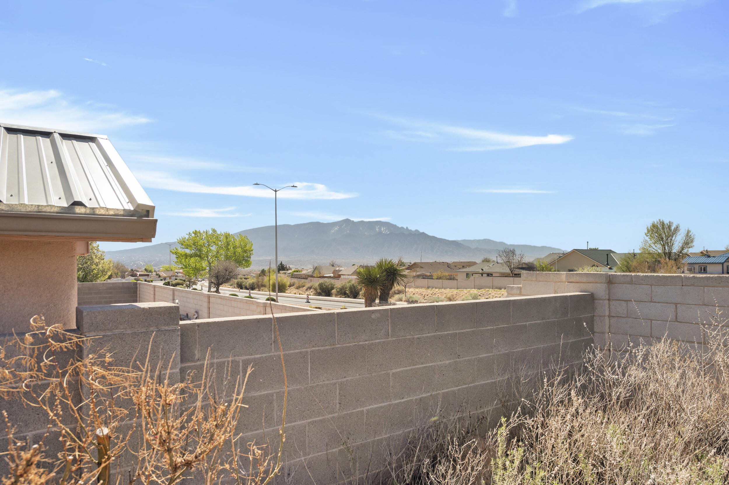 6960 Glen Hills Drive NE