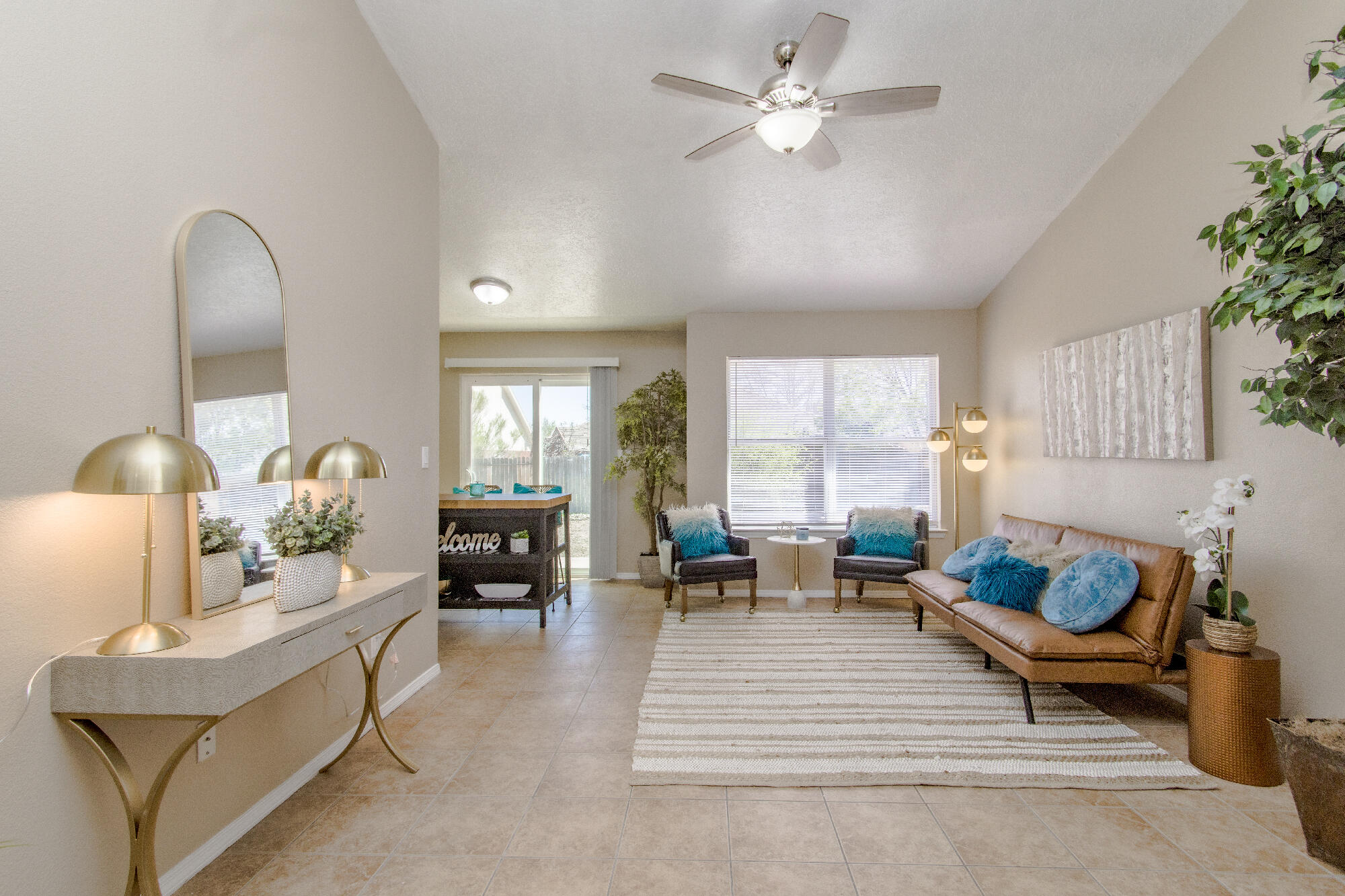 8016 Lyndsi Avenue NW