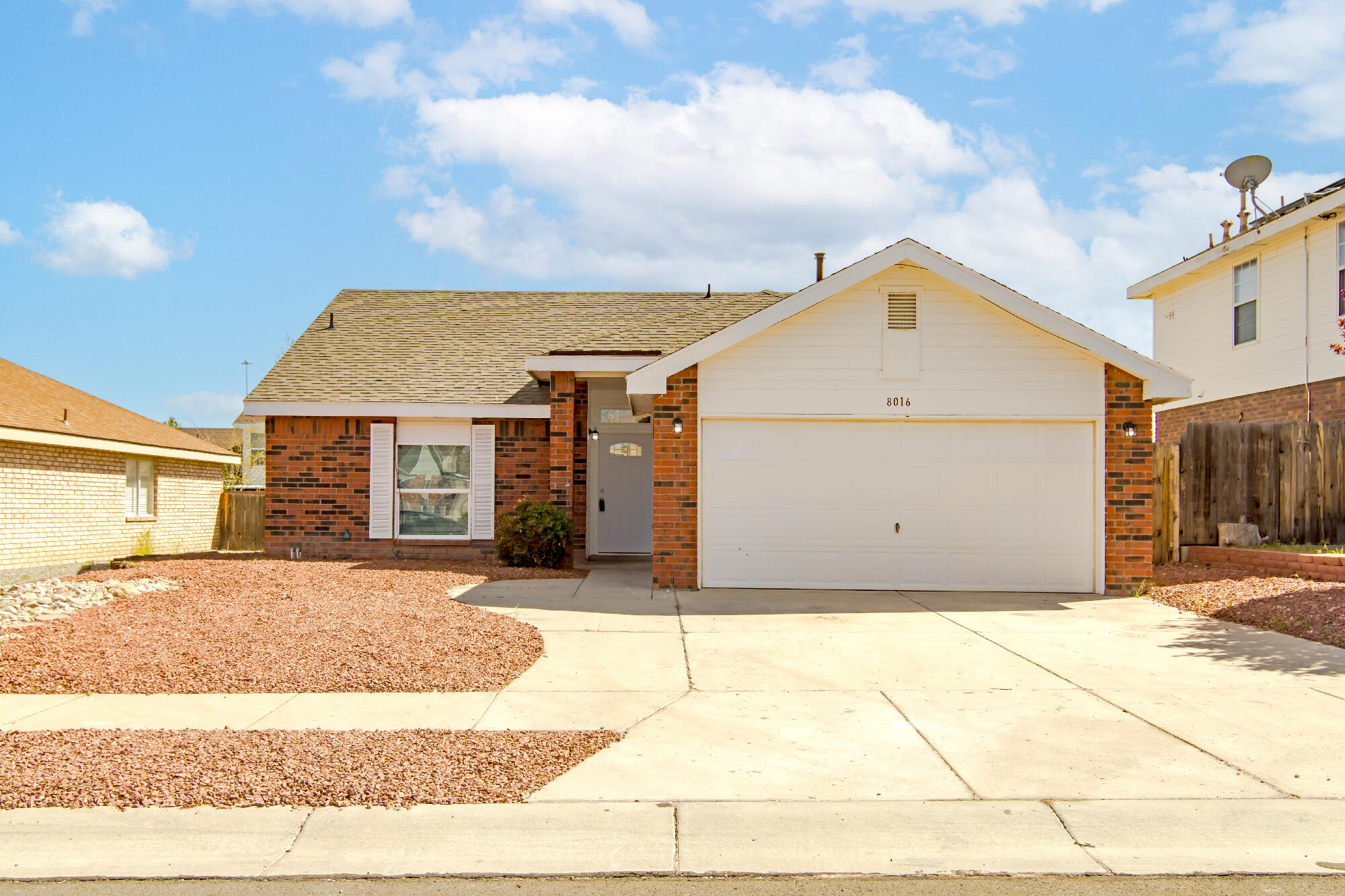 8016 Lyndsi Avenue NW