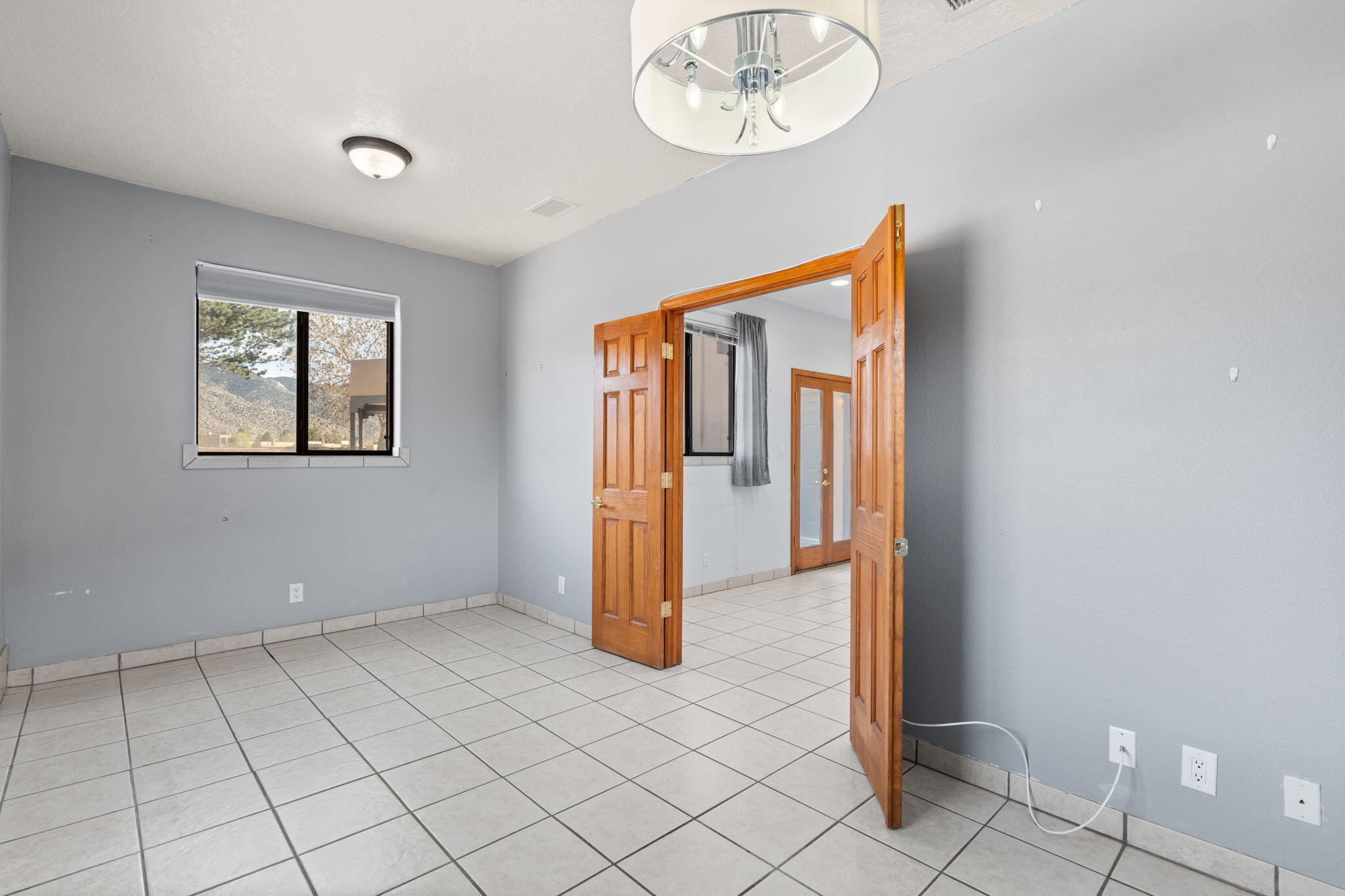 1411 Bluebell Place NE