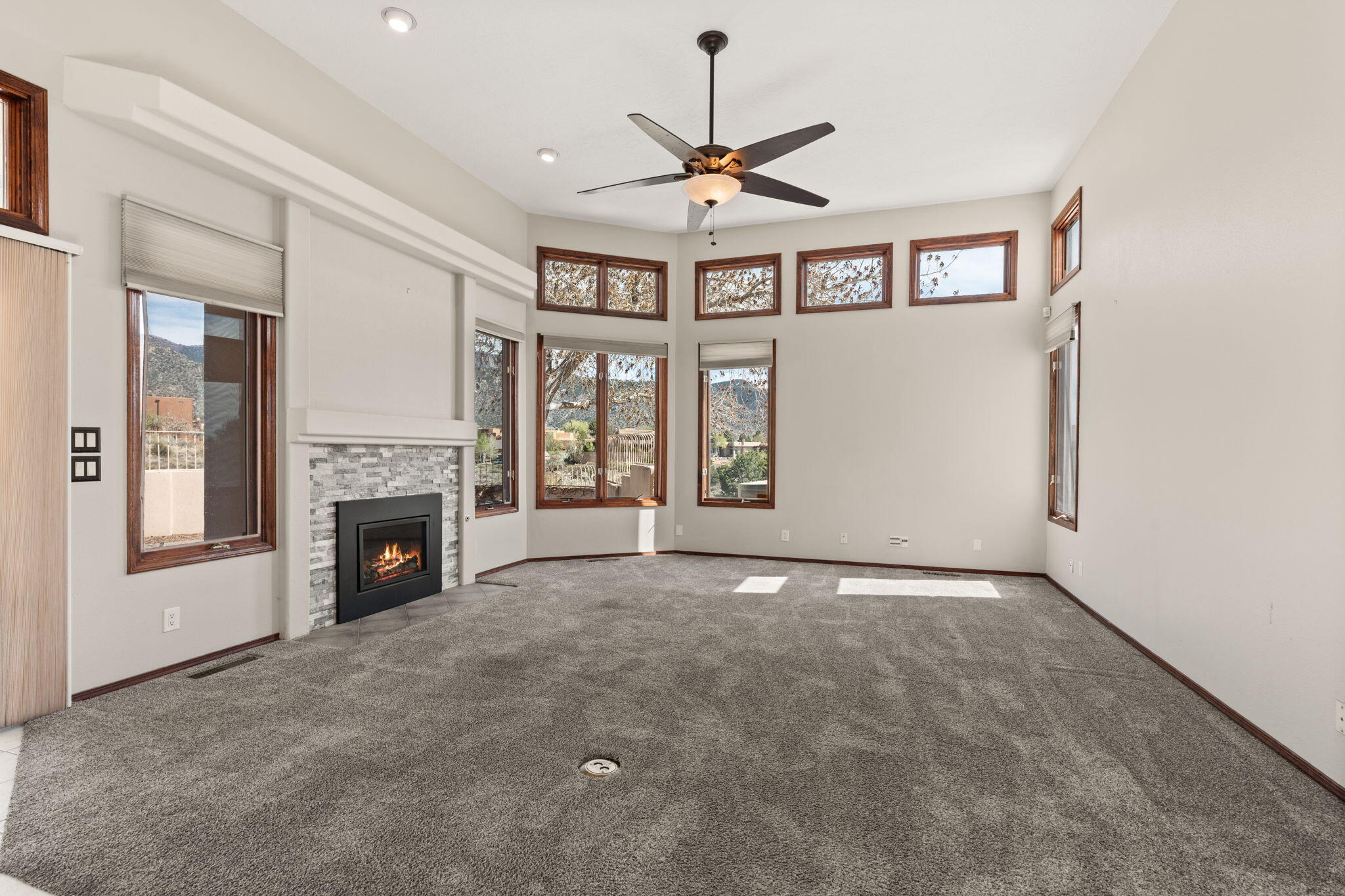 1411 Bluebell Place NE