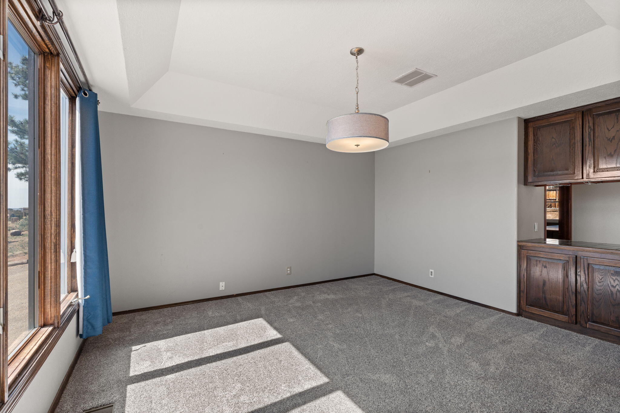 1411 Bluebell Place NE