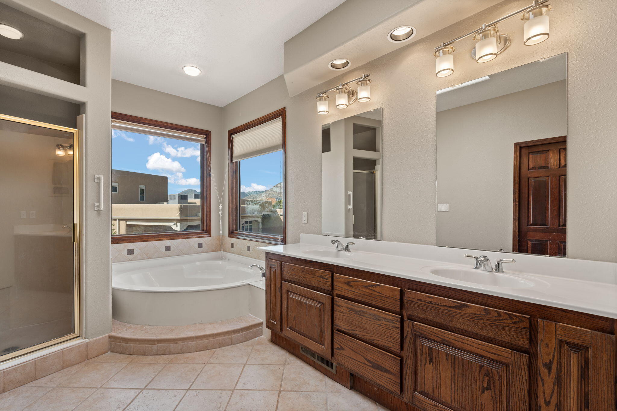 1411 Bluebell Place NE