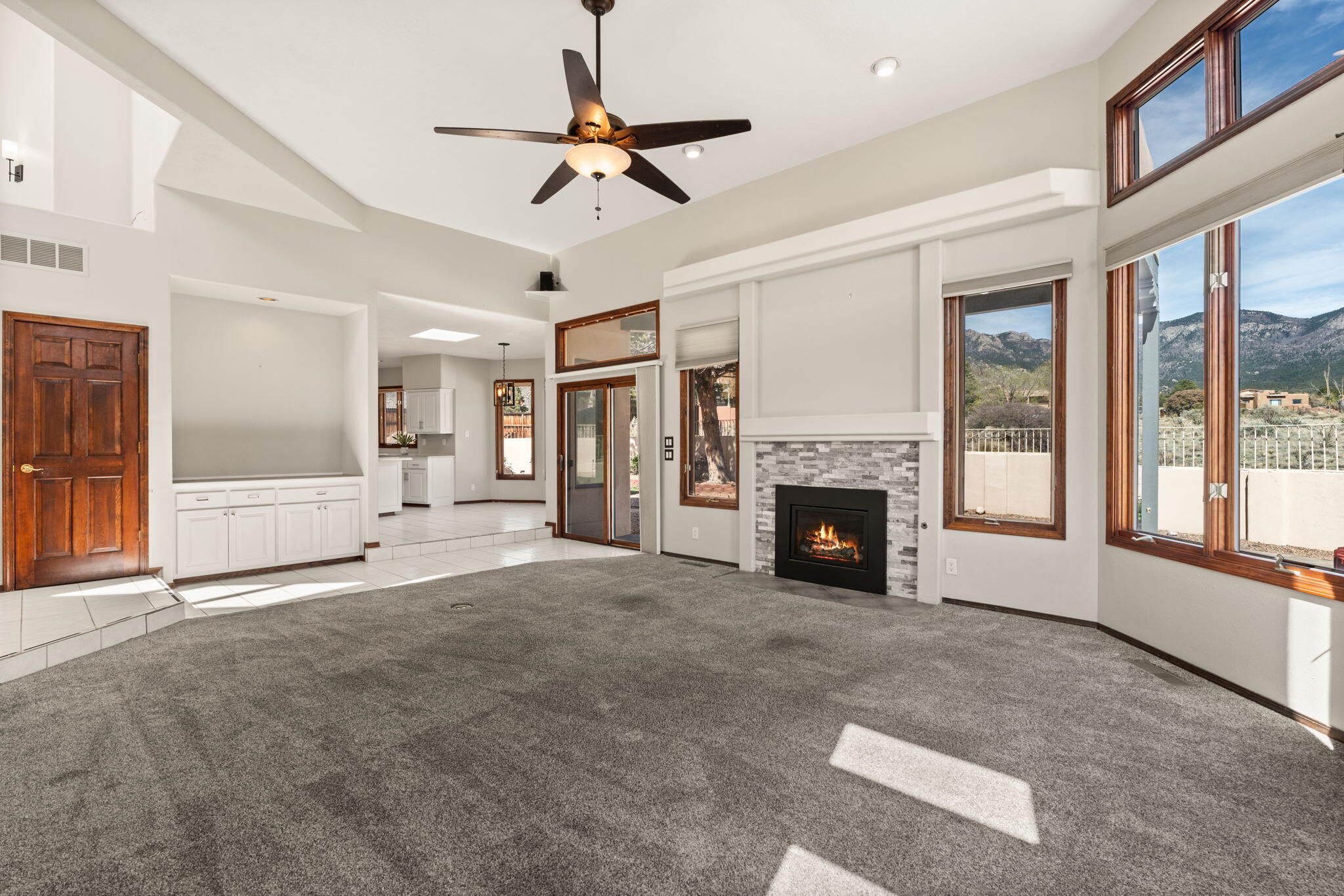 1411 Bluebell Place NE