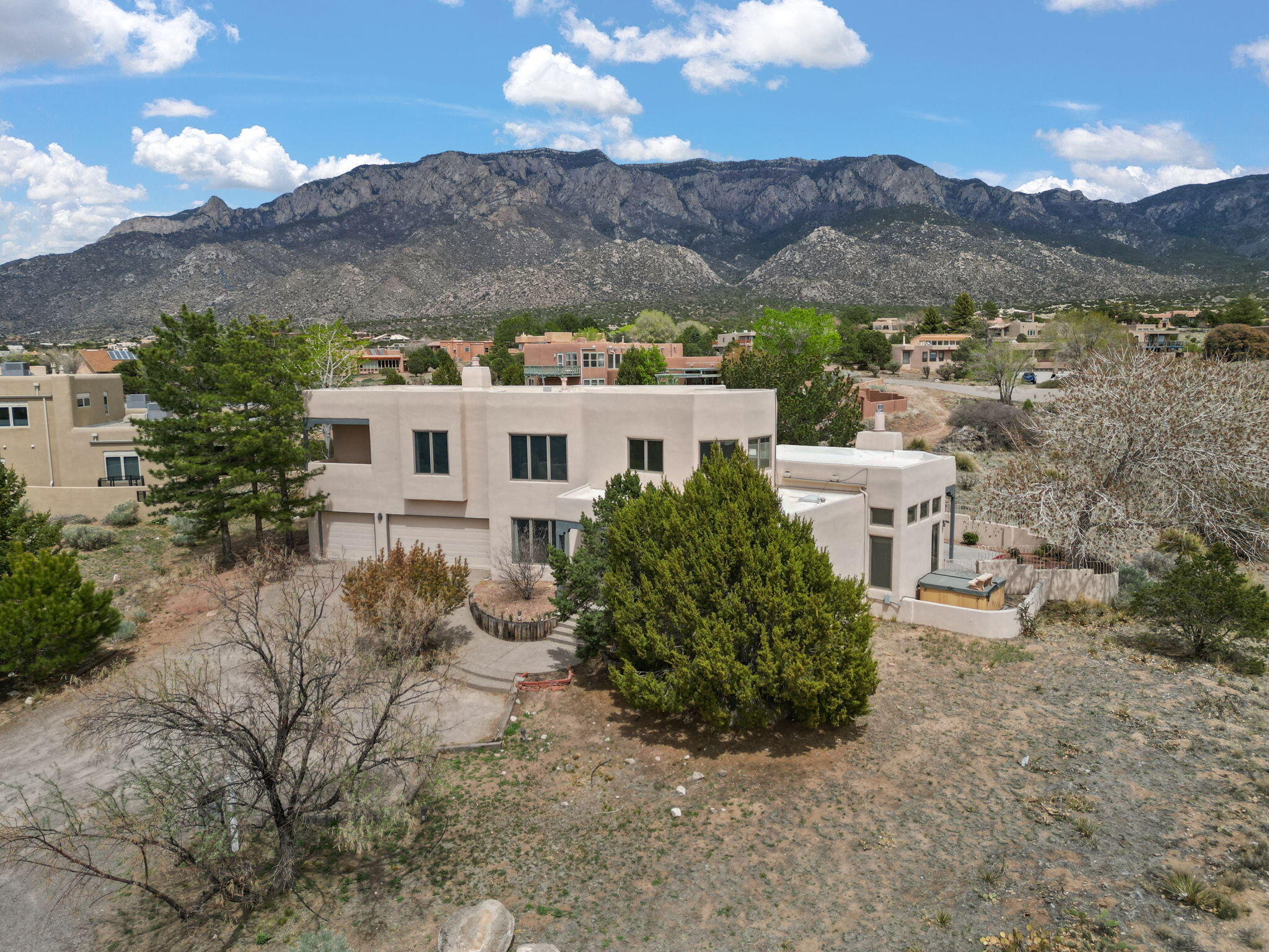 1411 Bluebell Place NE