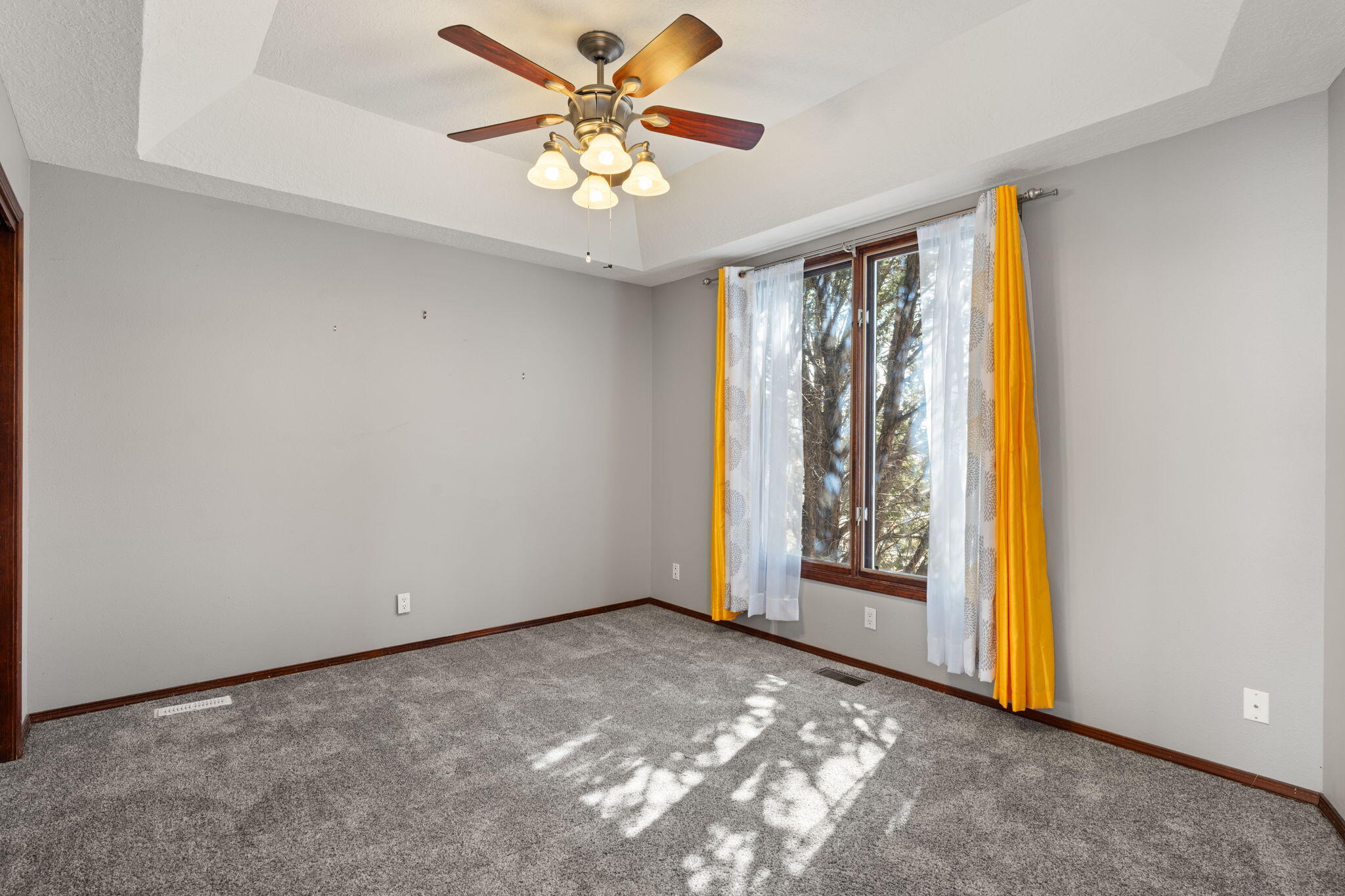 1411 Bluebell Place NE