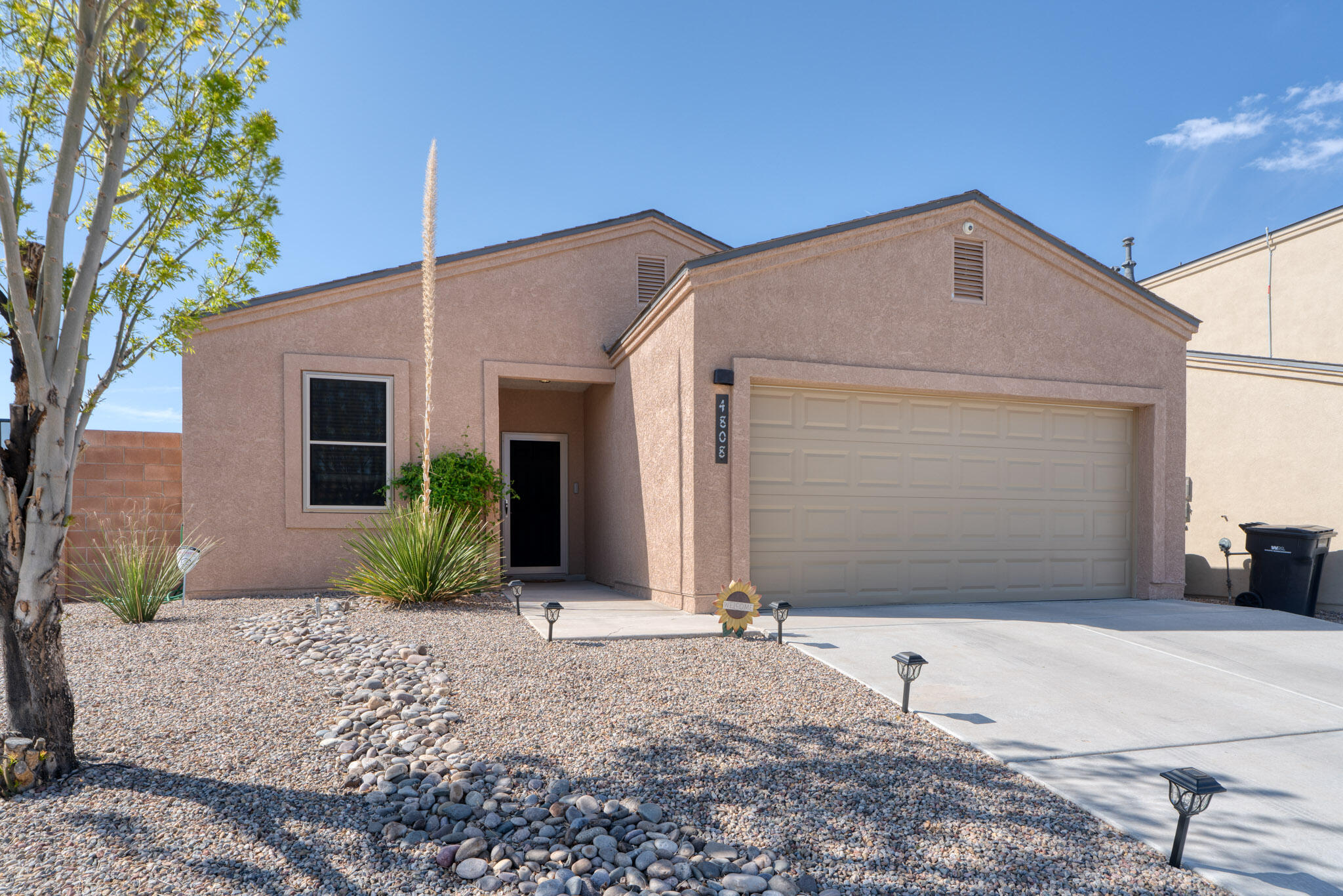 4808 Tiny Sparrow Road NE