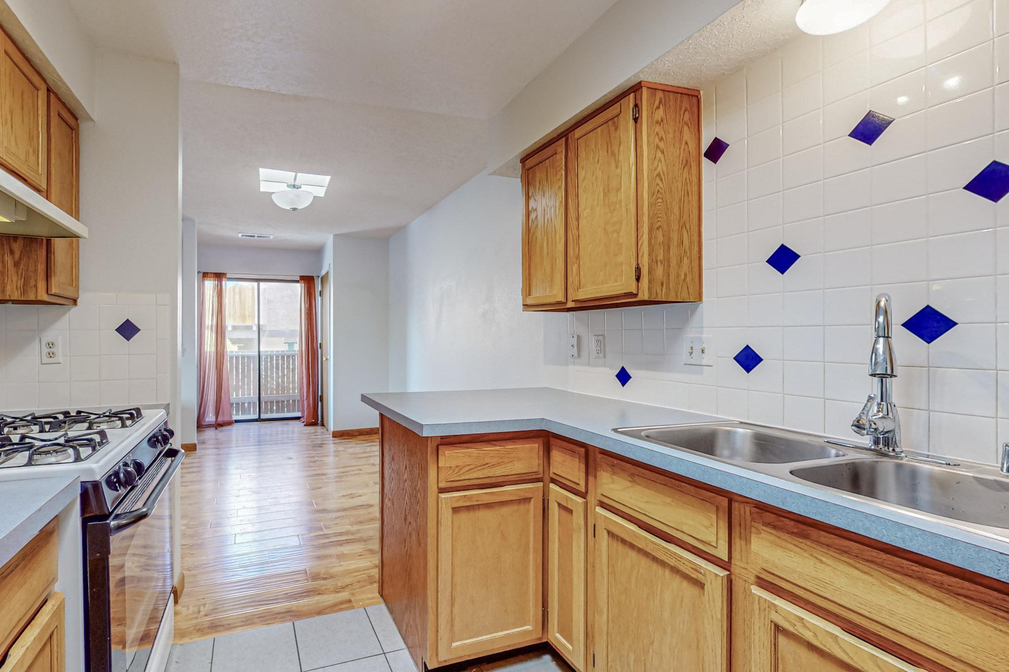 5801 Lowell Street NE 15d