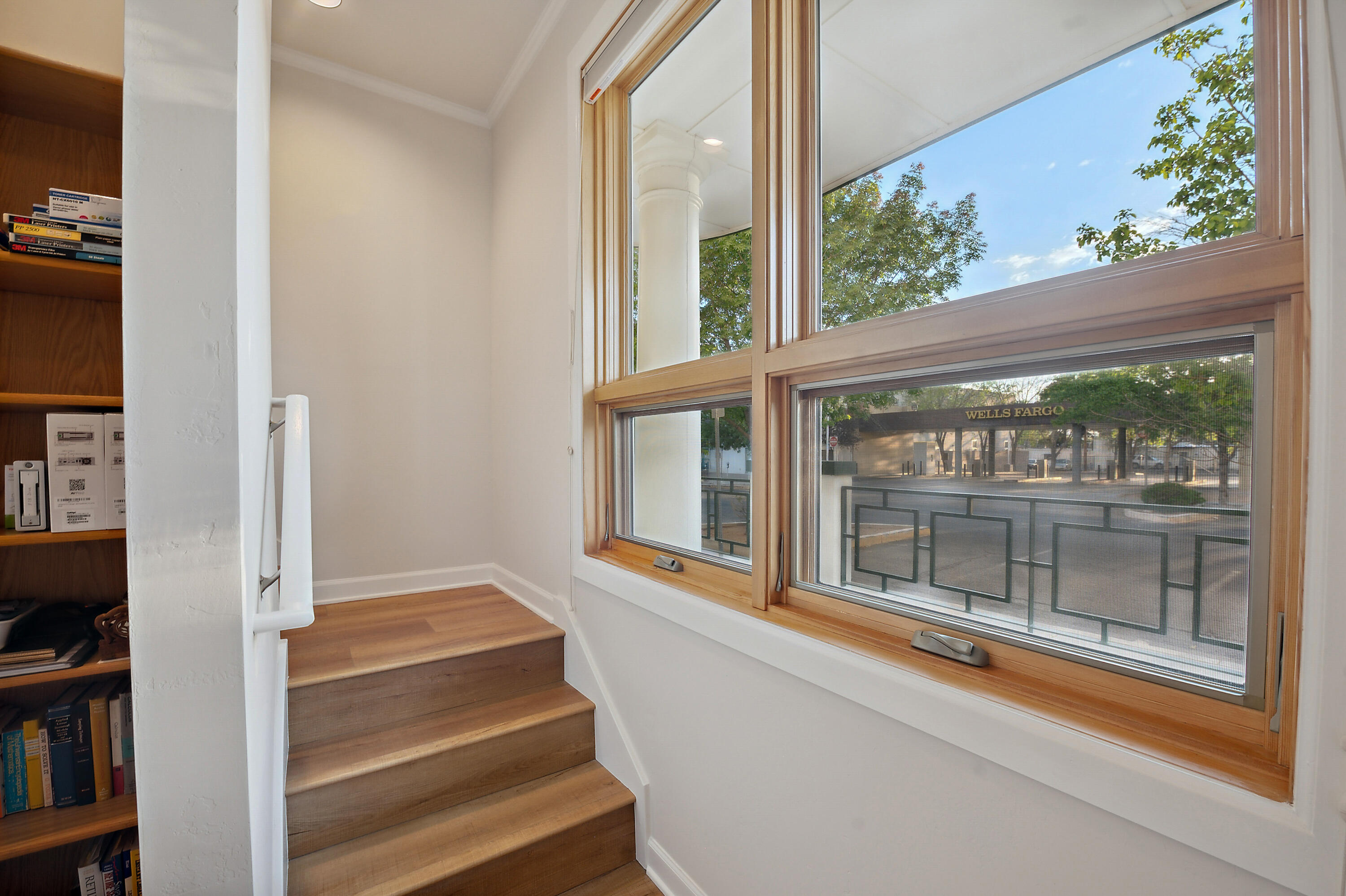 110 Richmond Drive SE 202