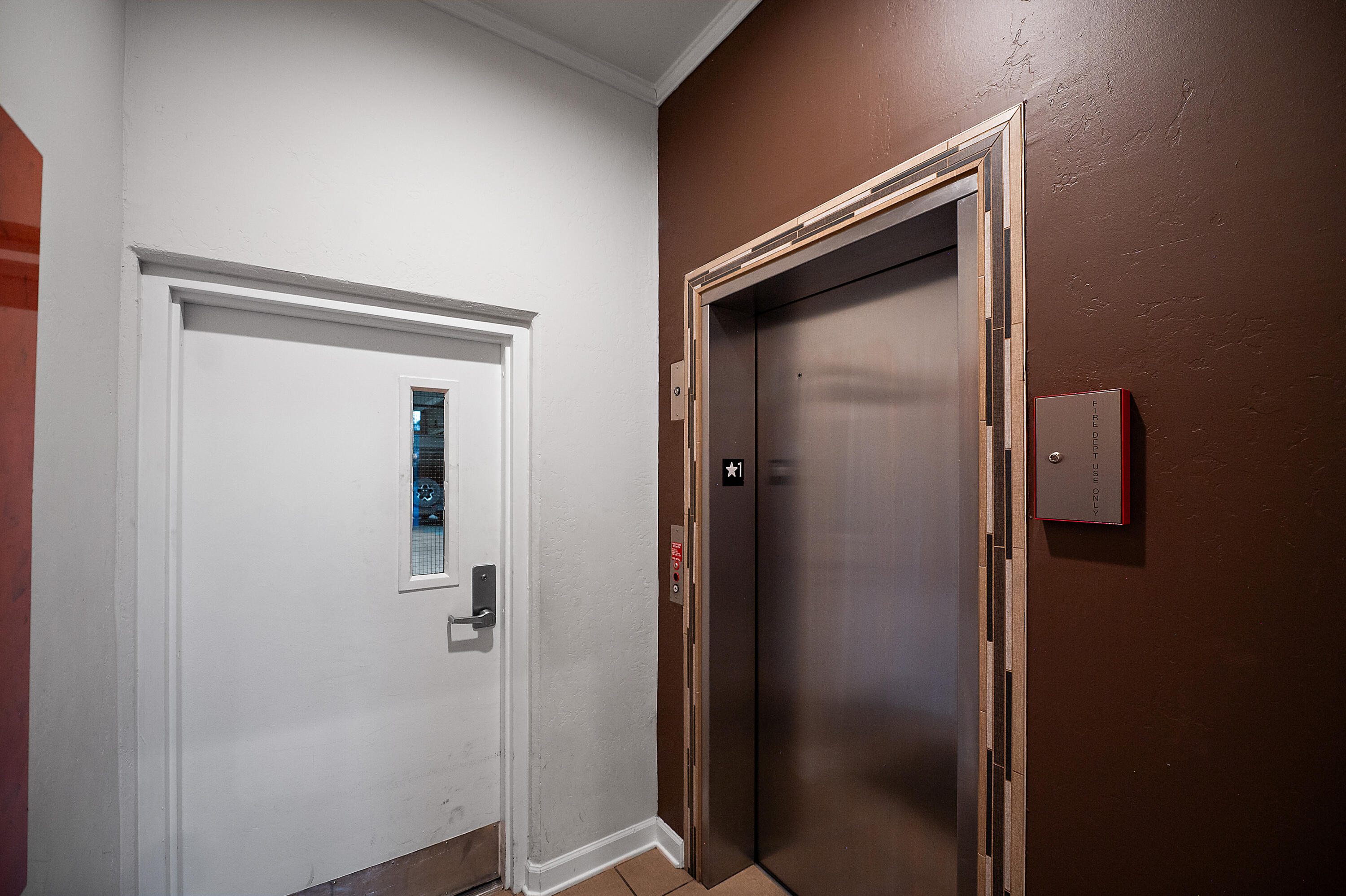 110 Richmond Drive SE 202