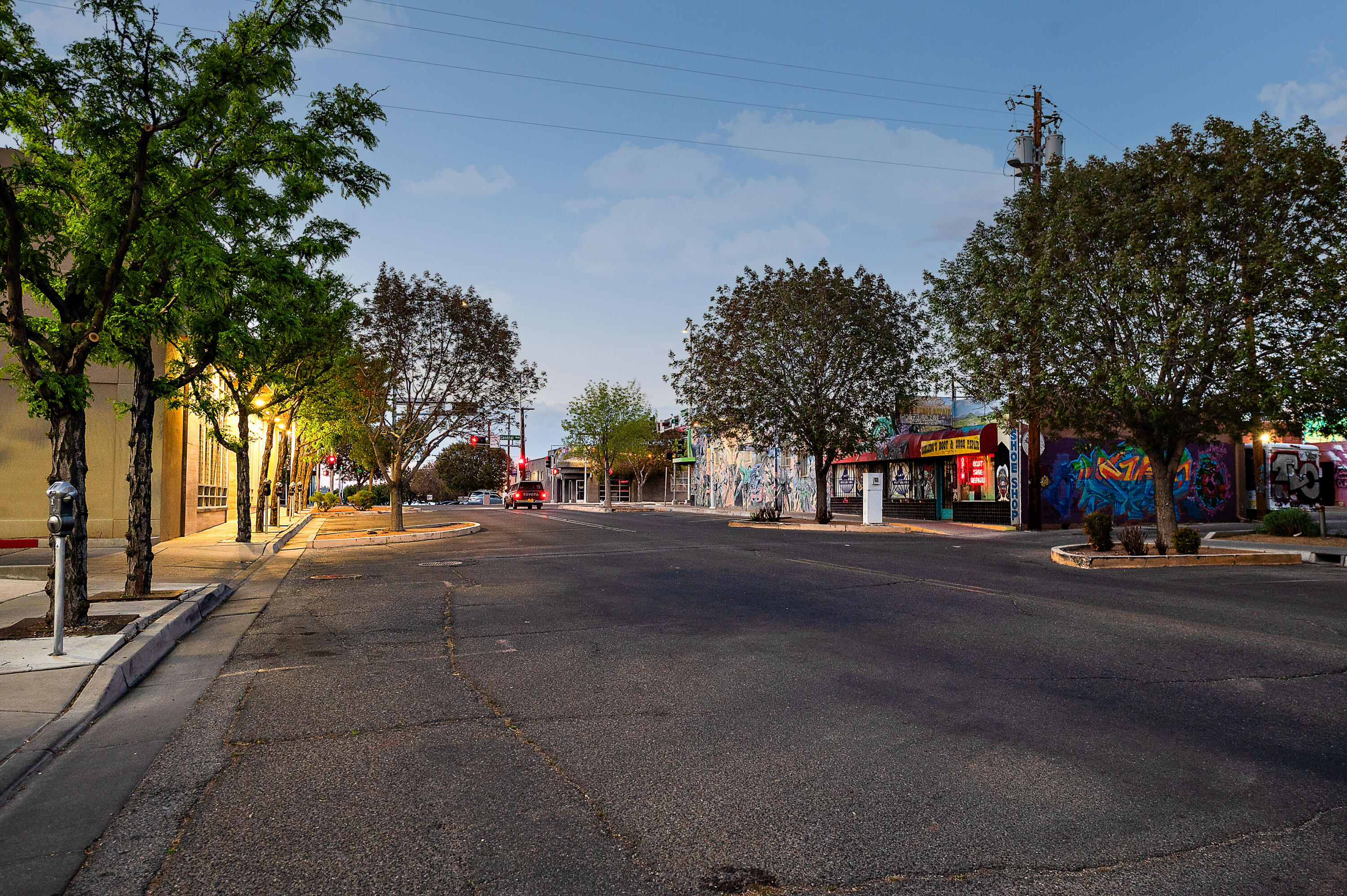 110 Richmond Drive SE 202