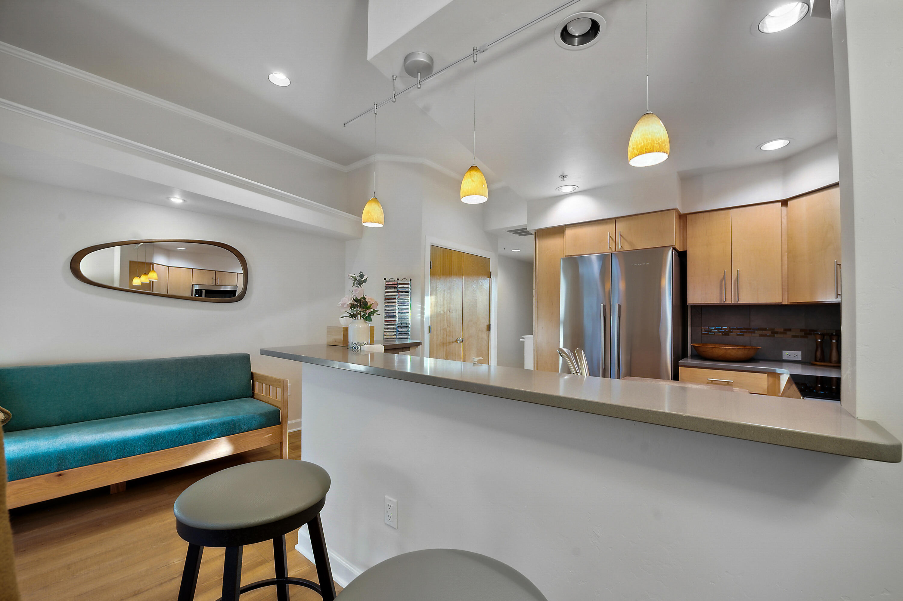 110 Richmond Drive SE 202