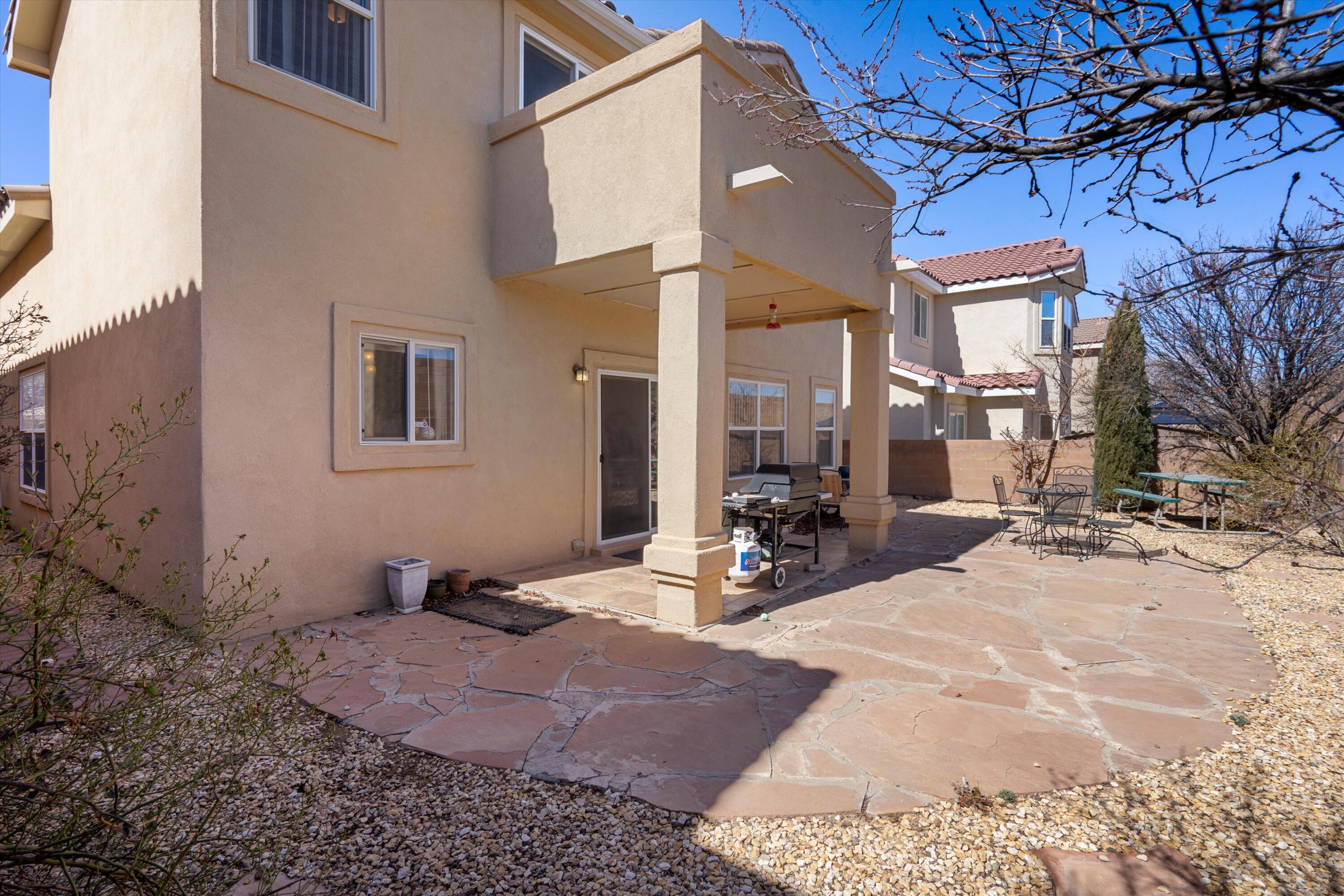 1267 Mirador Loop NE
